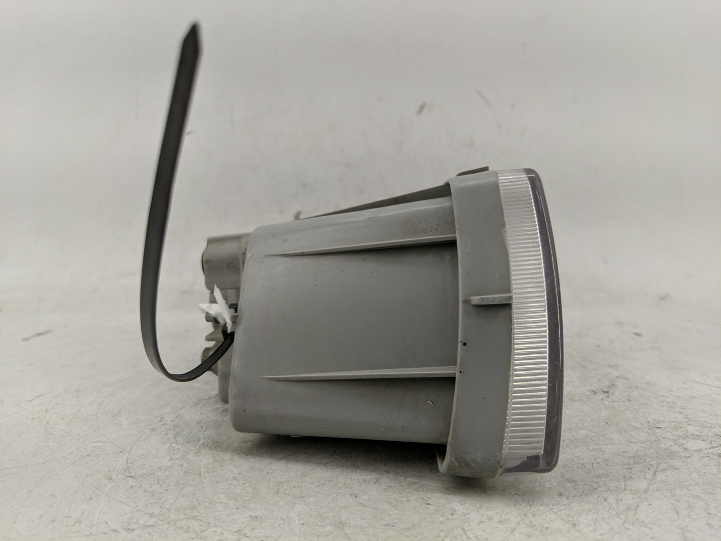 2013-2019 Volkswagen Beetle Driver Left Oem Fog Light Lamp - Oemusedautoparts1.com