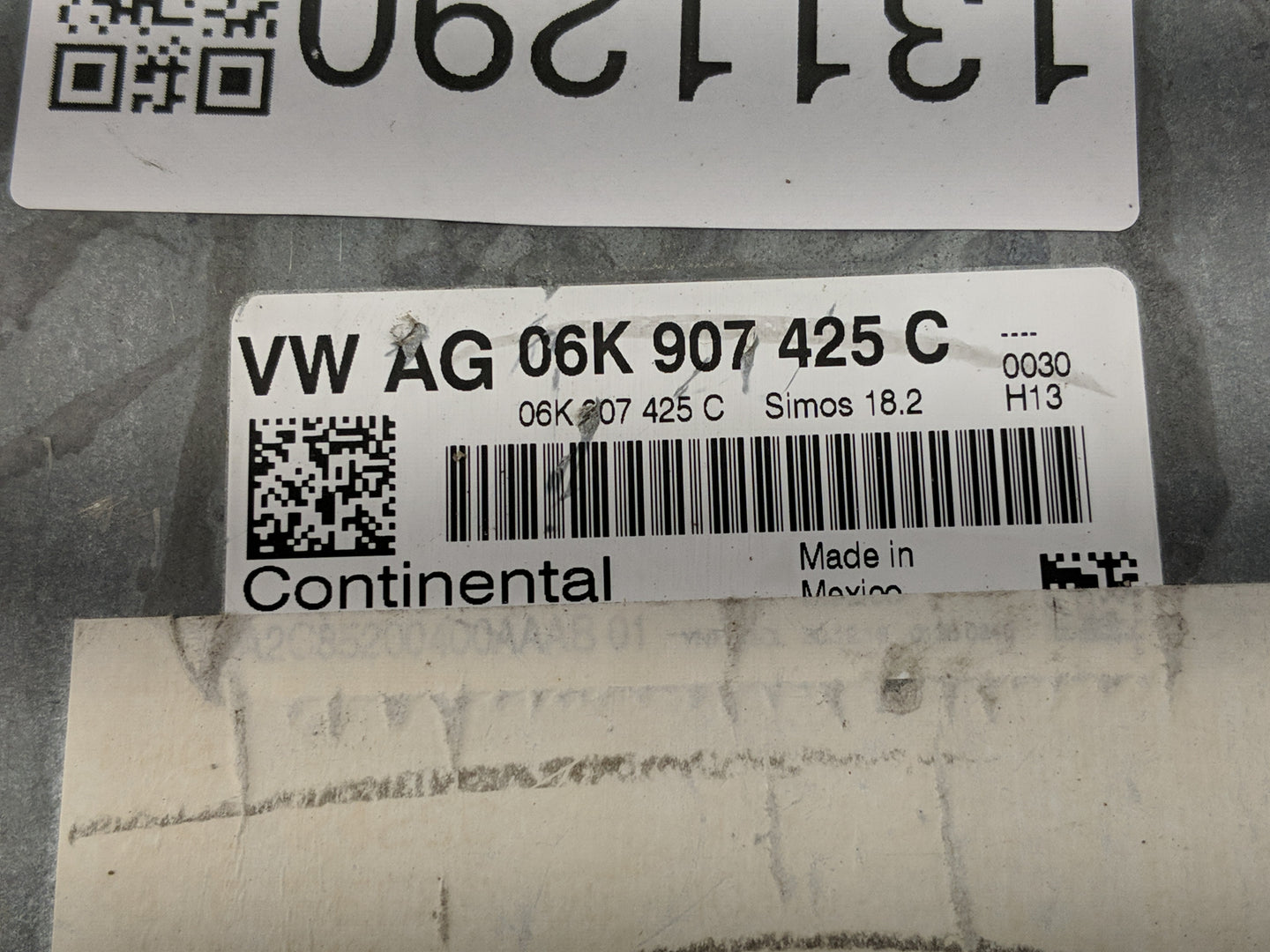 2017 Volkswagen Beetle PCM Engine Control Computer ECU ECM PCU OEM P/N:06K 907 425 C Fits OEM Used Auto Parts - Oemusedautop