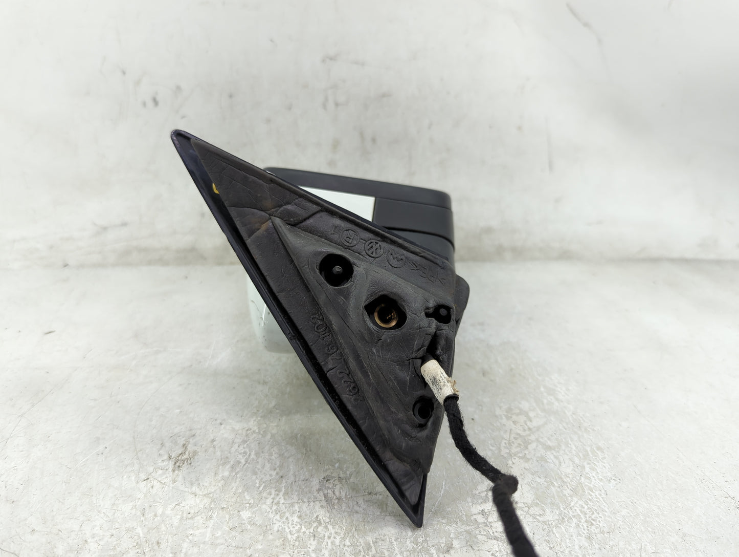 2016-2018 Volkswagen Beetle Passenger Side View Mirror - Right Door Mirror OEM Used - Oemusedautoparts1.com