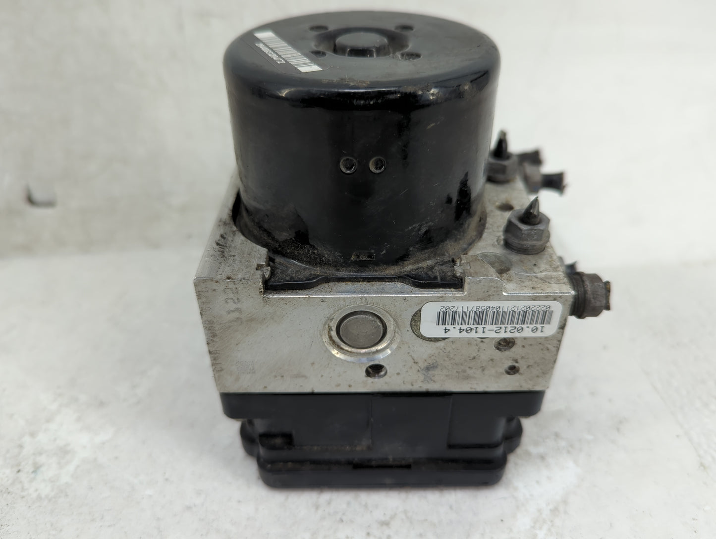 2017 Volkswagen Beetle ABS Pump Control Module Replacement P/N:1K0614517EK 10.0212-1104.4 Fits Fits 2015 2016 2018 2019 OEM 