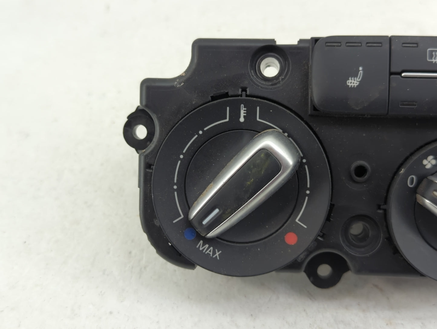 2017-2019 Volkswagen Beetle Climate Control Module Temperature AC/Heater Replacement P/N:5C0820047DC 90151-908/0009 Fits OEM