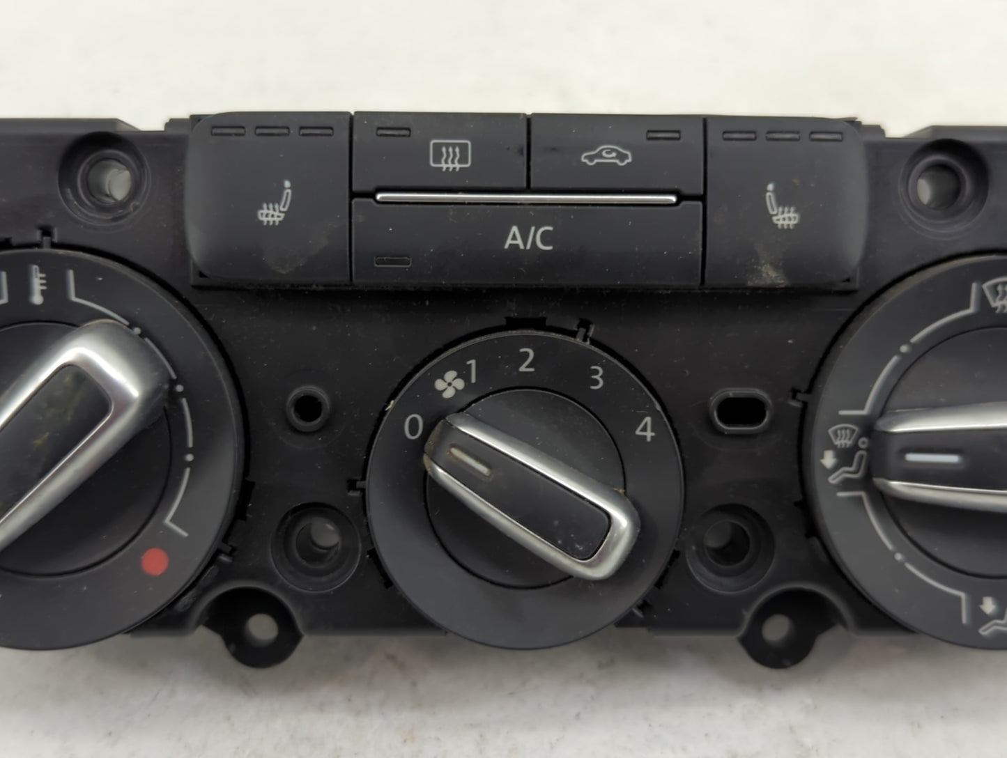 2017-2019 Volkswagen Beetle Climate Control Module Temperature AC/Heater Replacement P/N:5C0820047DC 90151-908/0009 Fits OEM