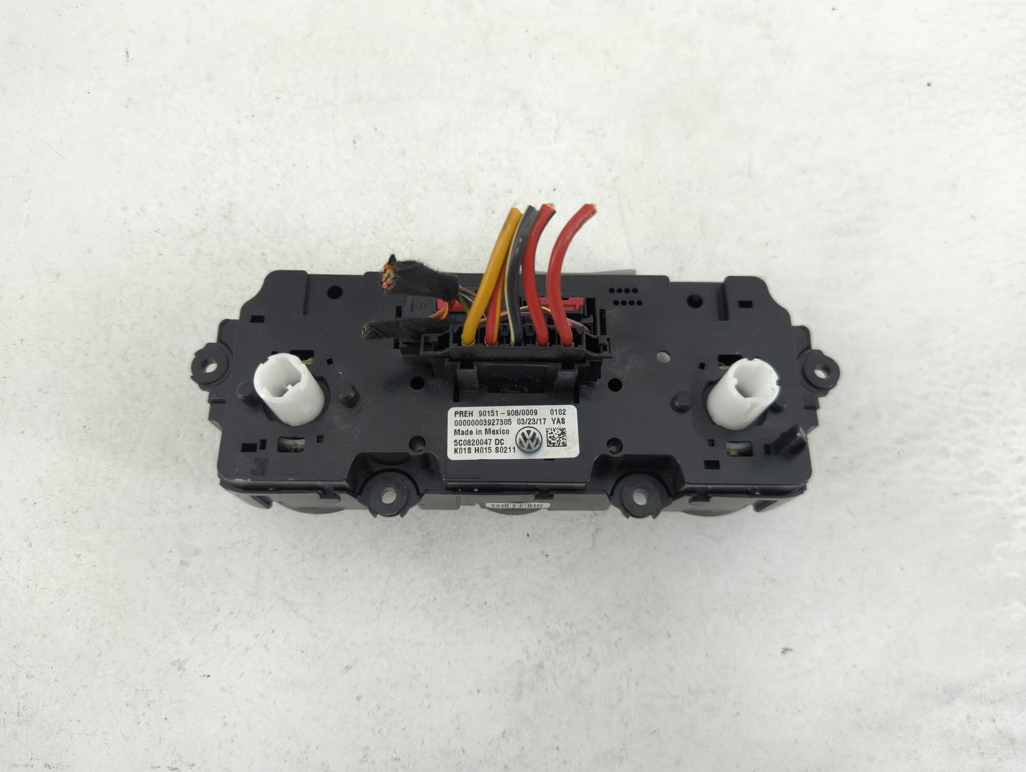2017-2019 Volkswagen Beetle Climate Control Module Temperature AC/Heater Replacement P/N:5C0820047DC 90151-908/0009 Fits OEM