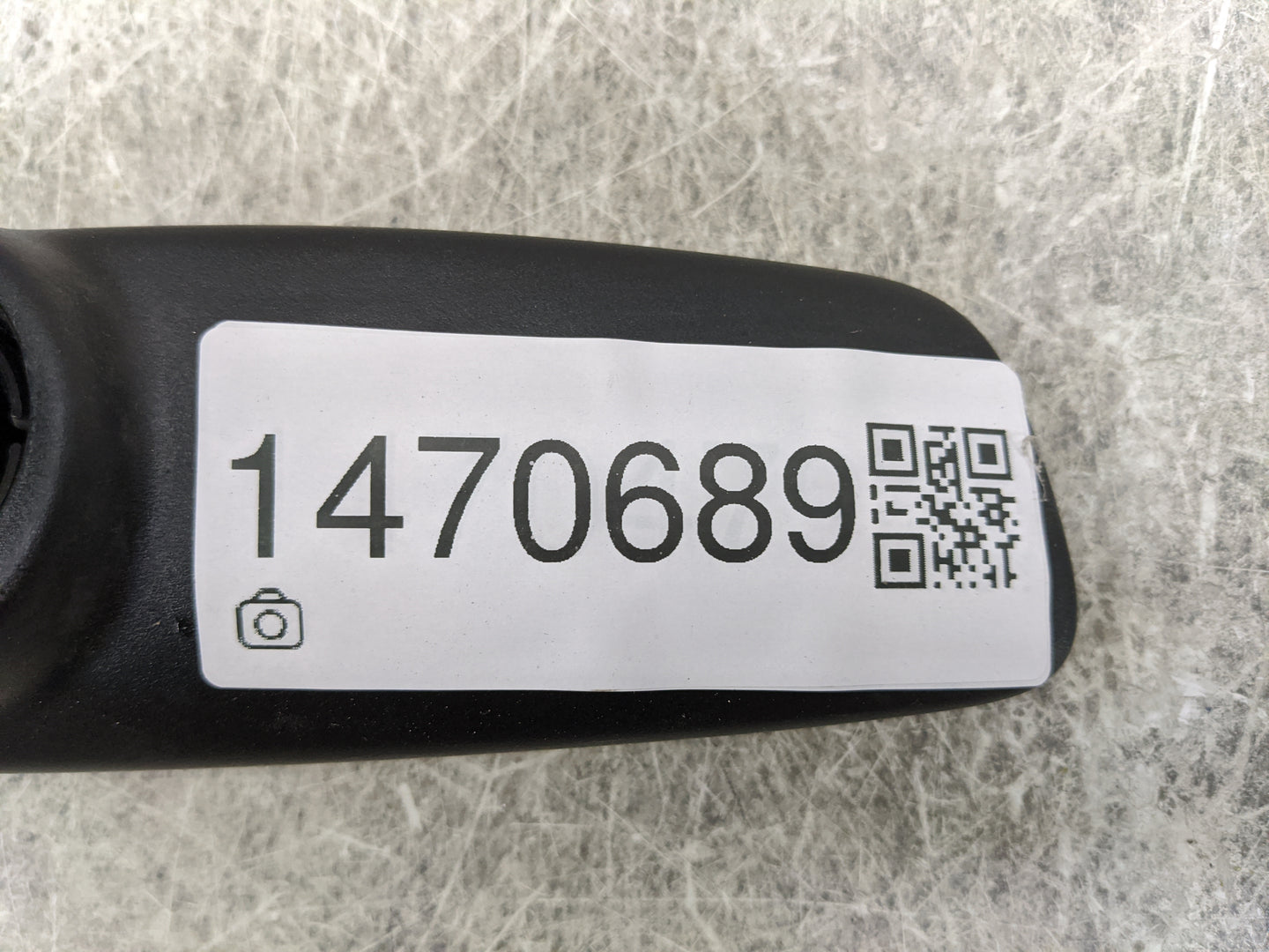 2012-2019 Volkswagen Beetle Interior Rear View Mirror Replacement OEM P/N:028191 Fits Fits 2012 2013 2014 2015 2016 2017 201