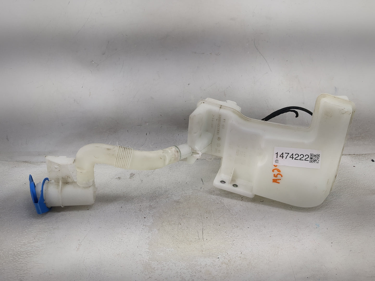 2012-2019 Volkswagen Beetle Windshield Washer Fluid Reservoir Bottle Oem 1474222 - Oemusedautoparts1.com