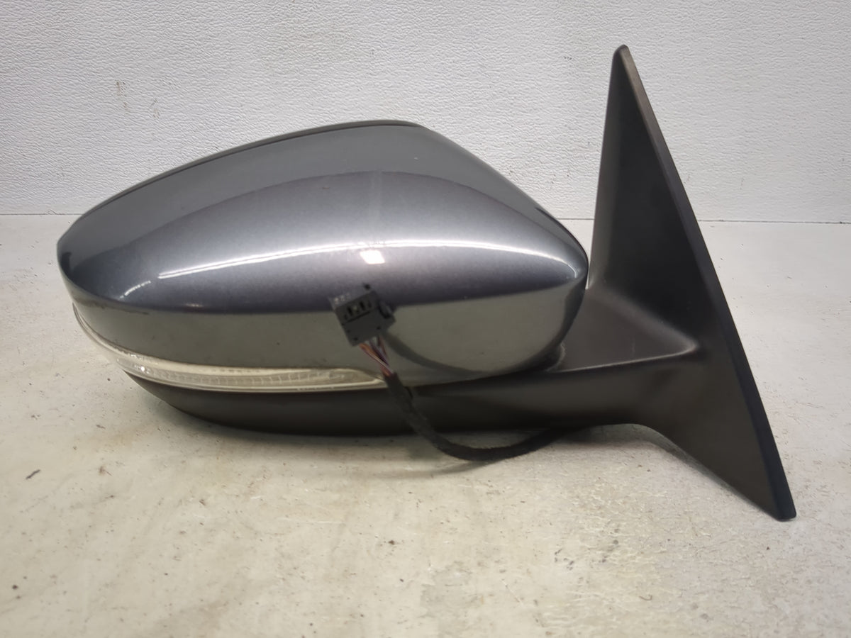 2012-2019 Volkswagen Beetle Passenger Side View Mirror - Right Door Mirror OEM Used - Oemusedautoparts1.com