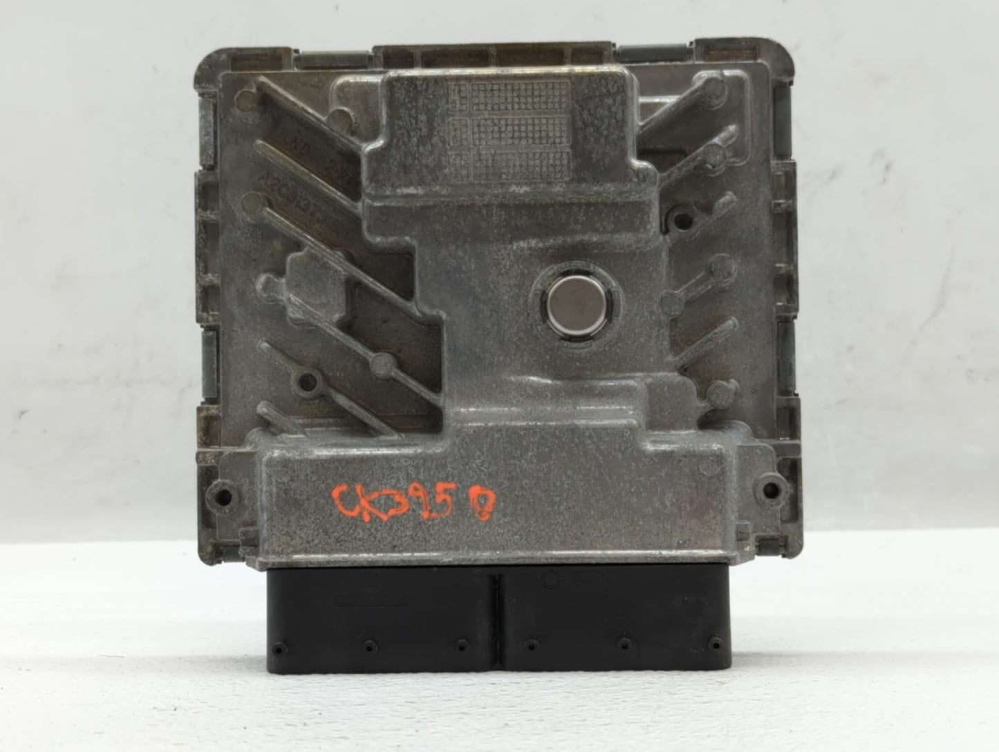 2017 Volkswagen Beetle PCM Engine Control Computer ECU ECM PCU OEM P/N:06K 907 425 C 06K907425C Fits OEM Used Auto Parts - O