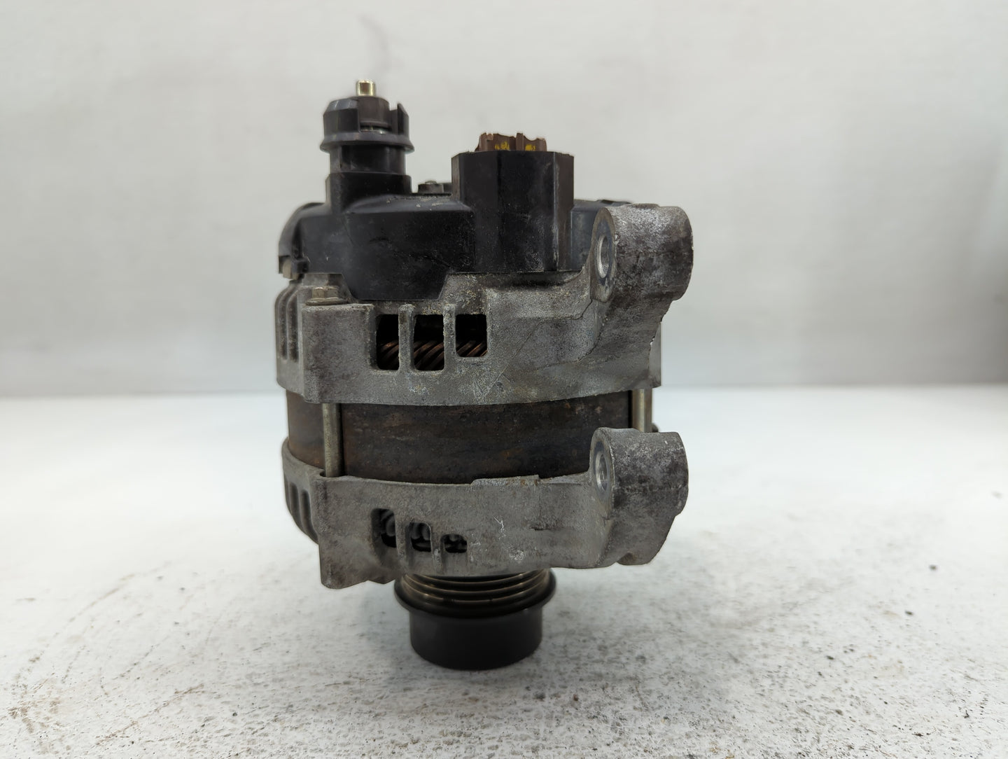 2016-2019 Volkswagen Beetle Alternator Replacement Generator Charging Assembly Engine OEM P/N:G2GT-10300-AA Fits OEM Used Au