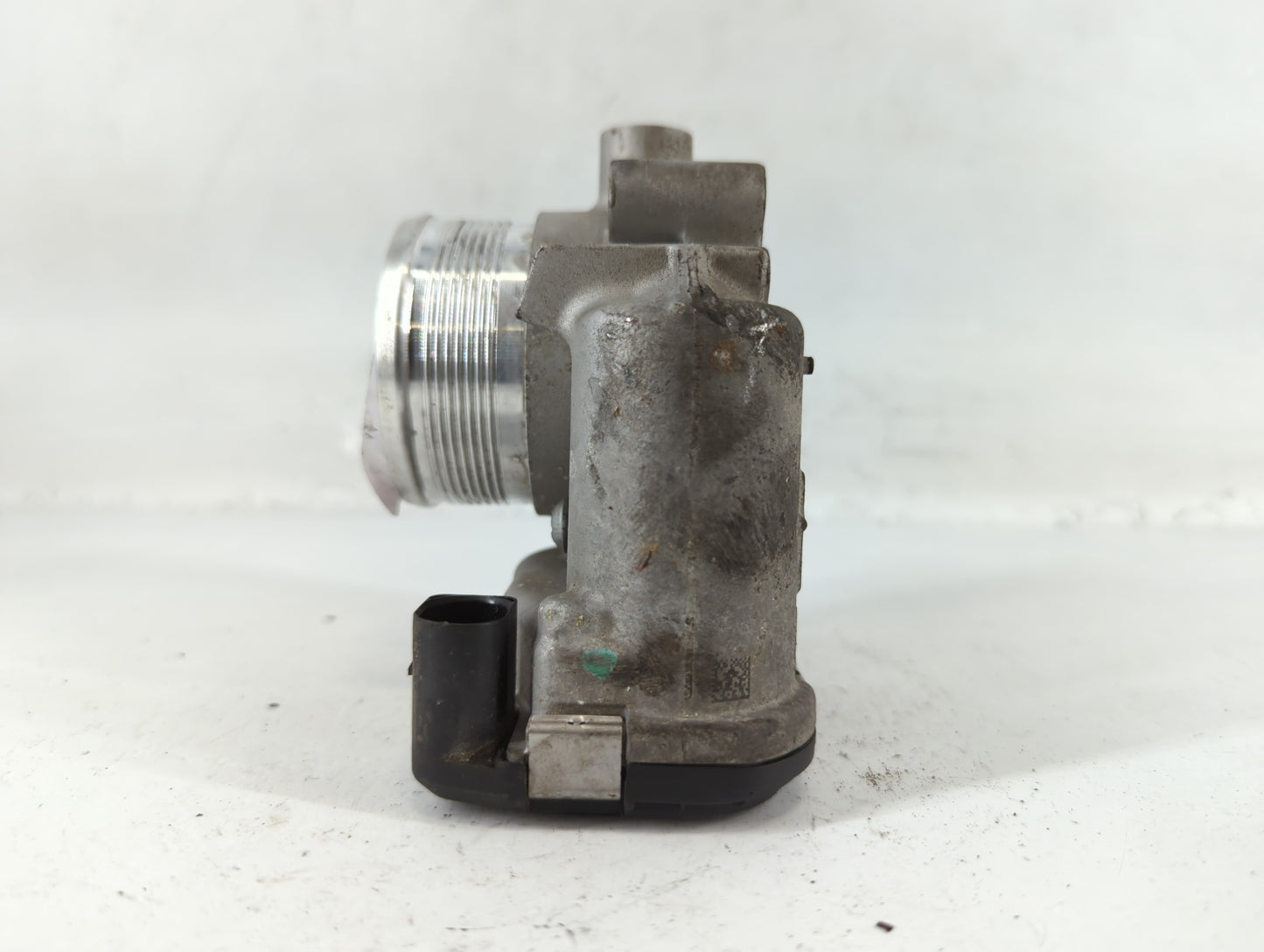 2014-2017 Volkswagen Beetle Throttle Body P/N:0 280 750 588 06K 133 062 D Fits Fits 2014 2015 2016 2017 OEM Used Auto Parts 