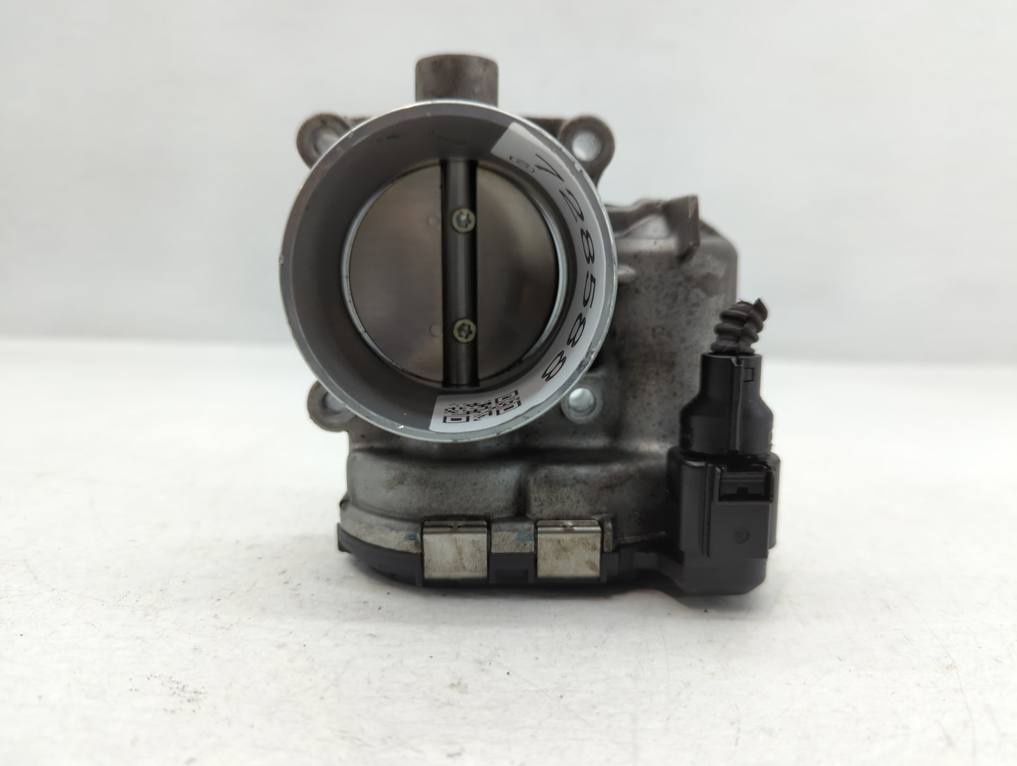2014-2017 Volkswagen Beetle Throttle Body P/N:0 280 750 588 06K 133 062 D Fits Fits 2014 2015 2016 2017 OEM Used Auto Parts 