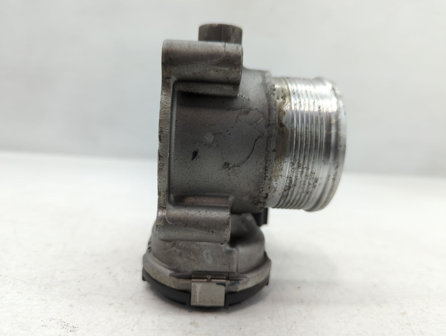 2014-2017 Volkswagen Beetle Throttle Body P/N:0 280 750 588 06K 133 062 D Fits Fits 2014 2015 2016 2017 OEM Used Auto Parts 