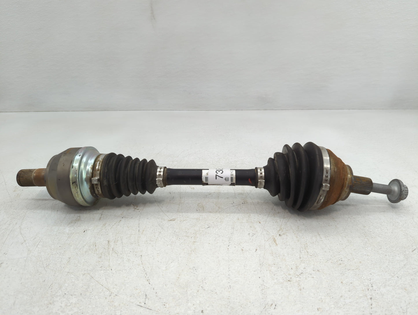 2011-2017 Volkswagen Cc Axle Shaft Front Passenger Cv C/v - Oemusedautoparts1.com