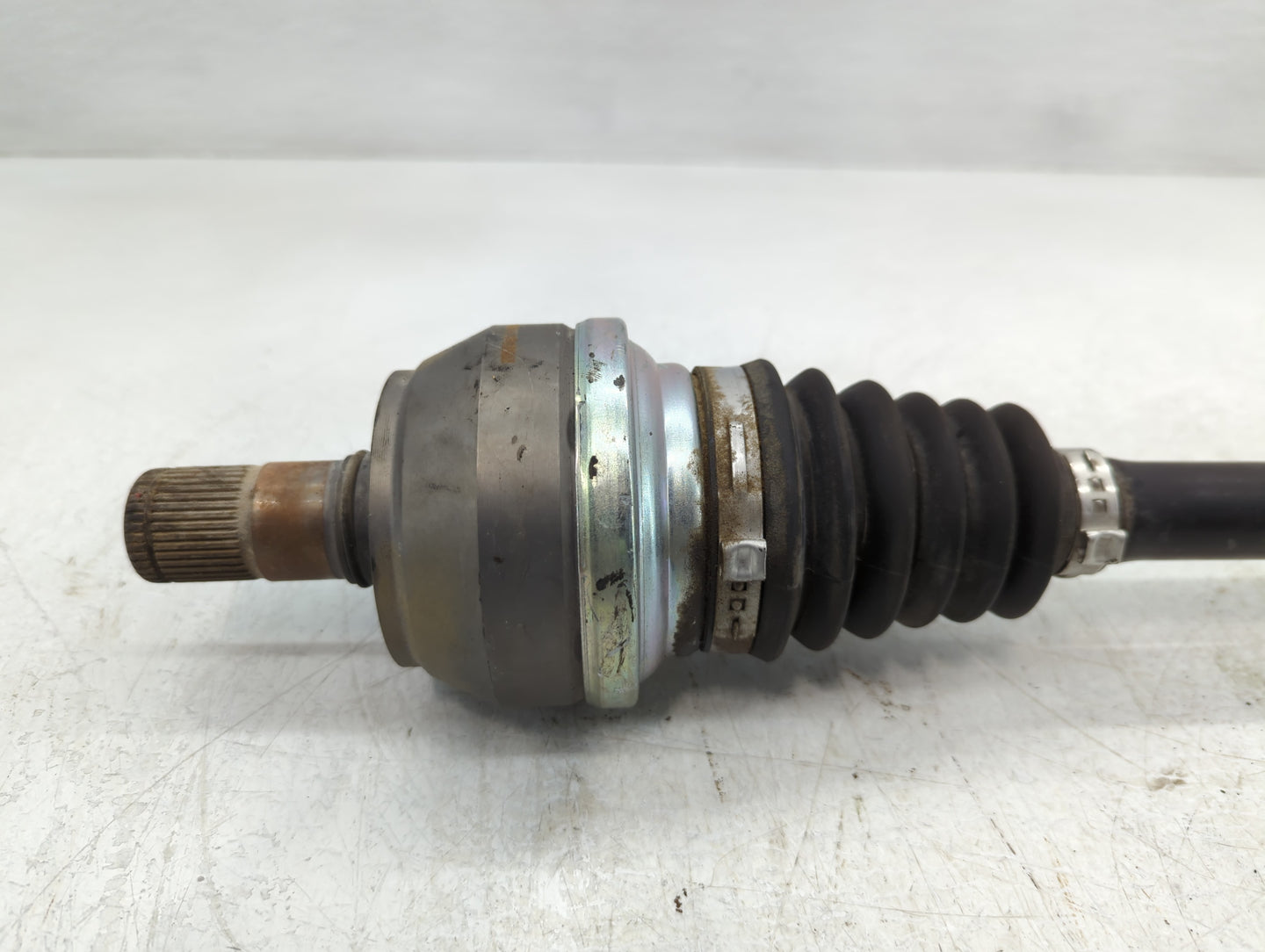 2011-2017 Volkswagen Cc Axle Shaft Front Passenger Cv C/v - Oemusedautoparts1.com