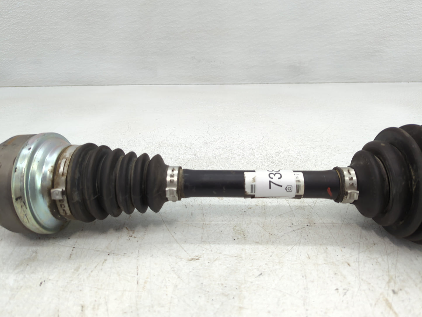 2011-2017 Volkswagen Cc Axle Shaft Front Passenger Cv C/v - Oemusedautoparts1.com