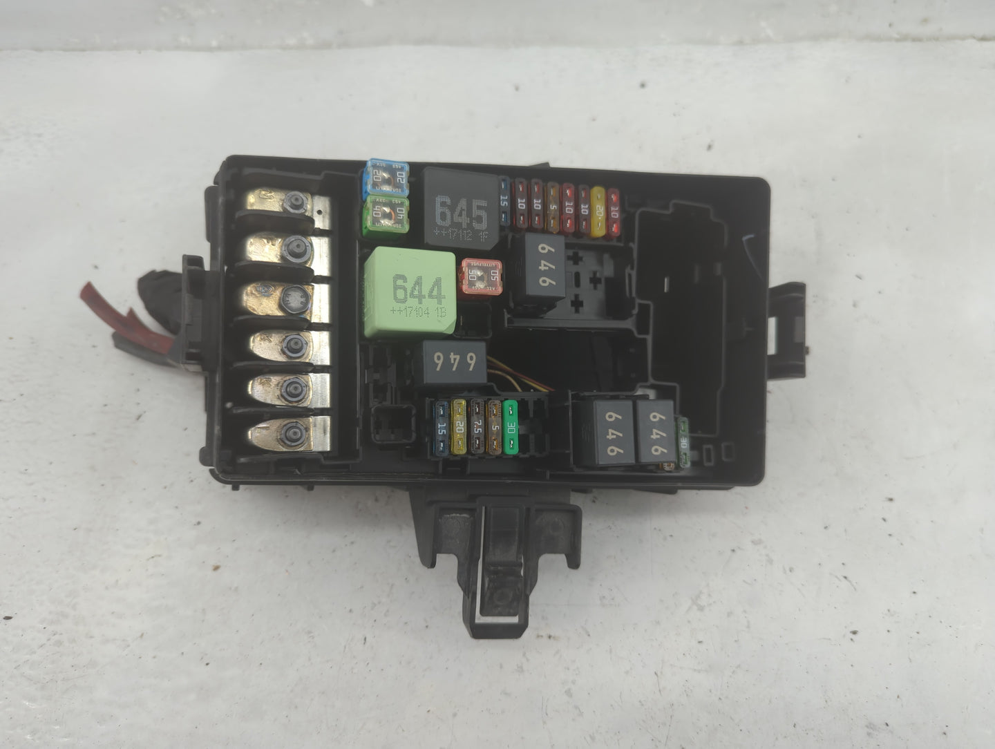 2015-2019 Volkswagen Golf Fusebox Fuse Box Panel Relay Module Fits Fits 2015 2016 2017 2018 2019 2020 2021 2022 OEM Used Aut