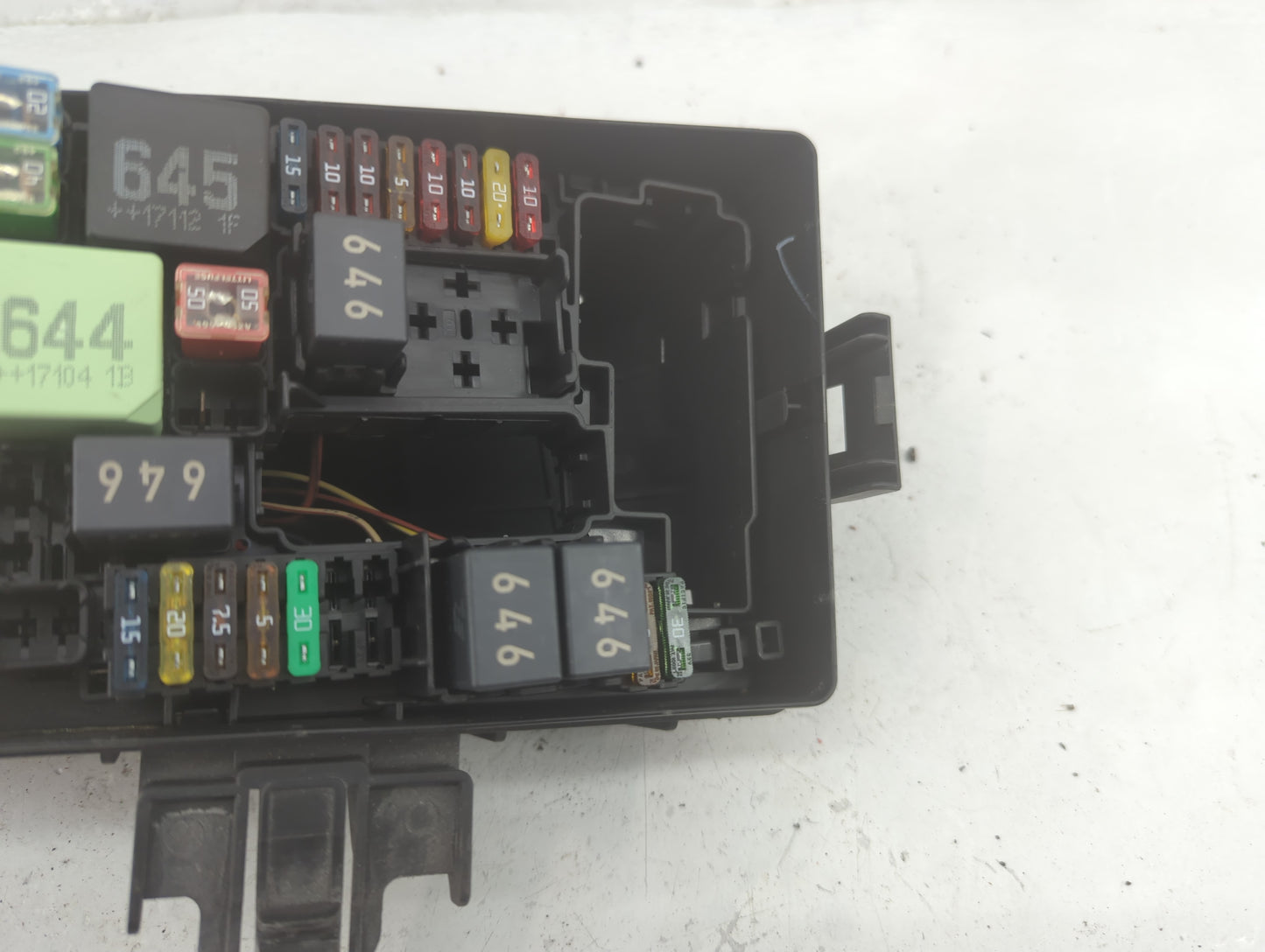 2015-2019 Volkswagen Golf Fusebox Fuse Box Panel Relay Module Fits Fits 2015 2016 2017 2018 2019 2020 2021 2022 OEM Used Aut
