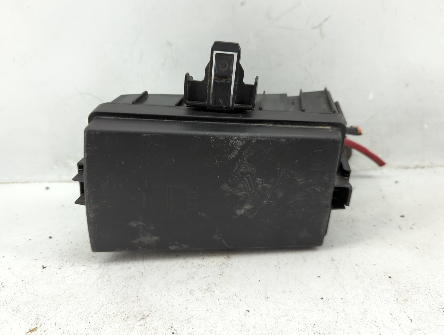 2015-2019 Volkswagen Golf Fusebox Fuse Box Panel Relay Module P/N:5Q0 907 361 D Fits Fits 2015 2016 2017 2018 2019 2020 2021