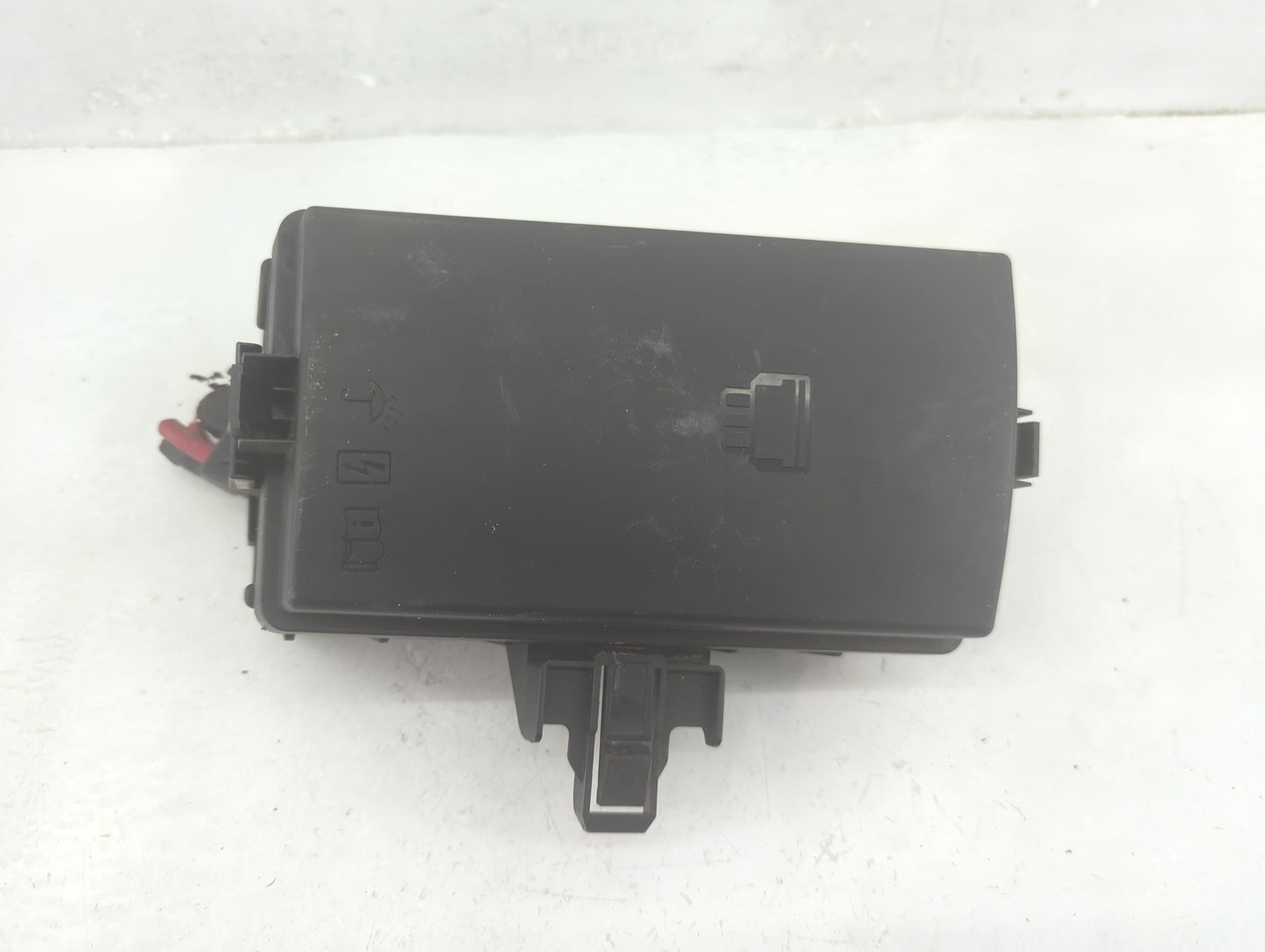 2015-2017 Volkswagen Golf Fusebox Fuse Box Panel Relay Module P/N:5Q0 907 361 D Fits Fits 2015 2016 2017 OEM Used Auto Parts