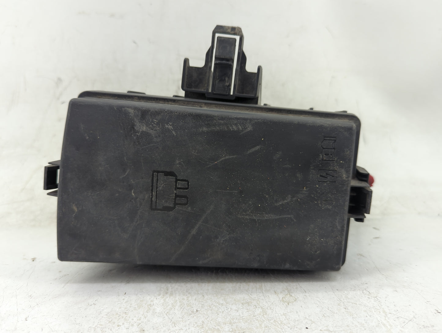 2015-2017 Volkswagen Golf Fusebox Fuse Box Panel Relay Module P/N:5Q0.907.361.D Fits Fits 2015 2016 2017 OEM Used Auto Parts