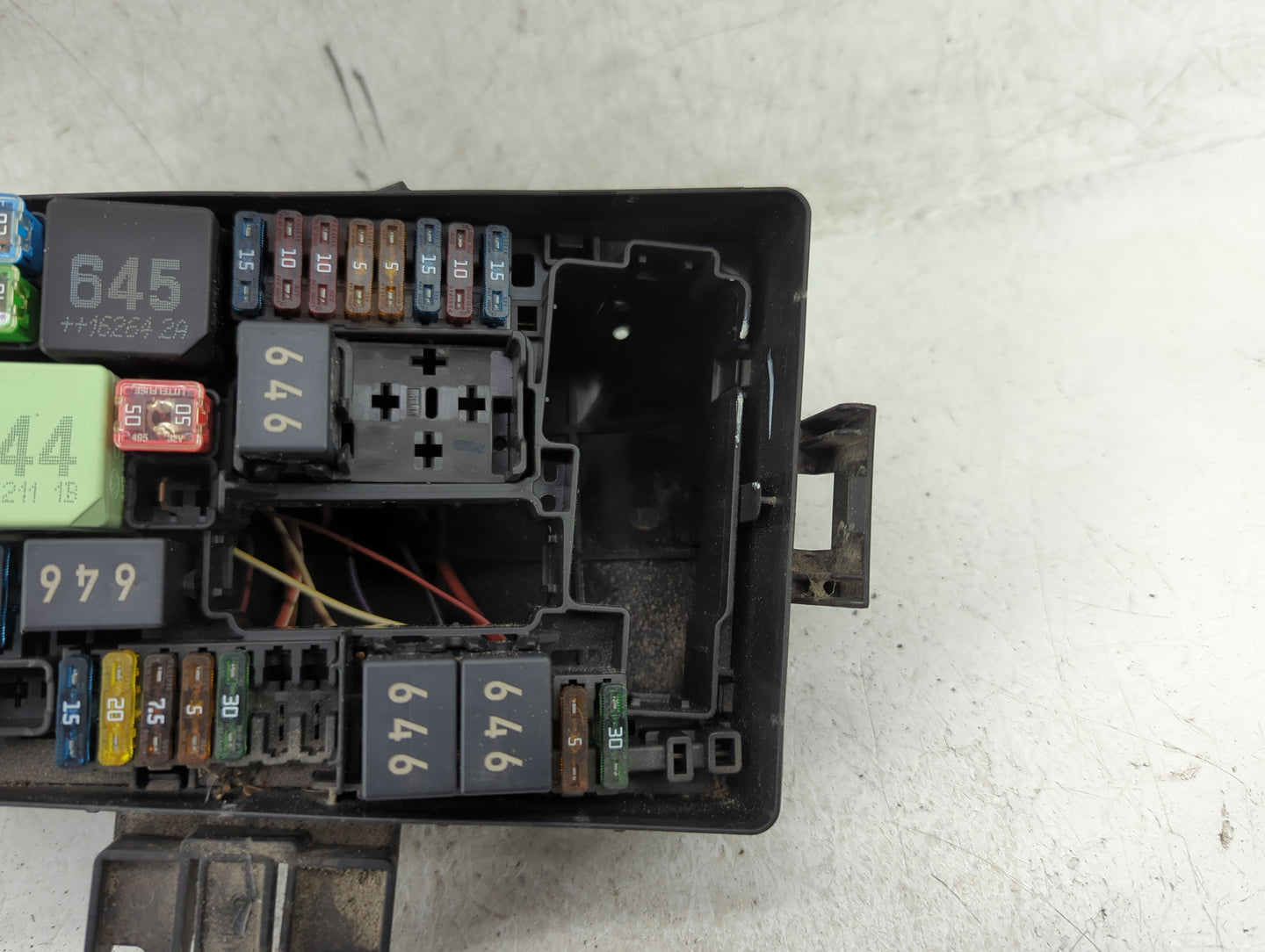 2015-2019 Volkswagen Golf Fusebox Fuse Box Panel Relay Module P/N:5Q0.907.361.D Fits Fits 2015 2016 2017 2018 2019 2020 2021