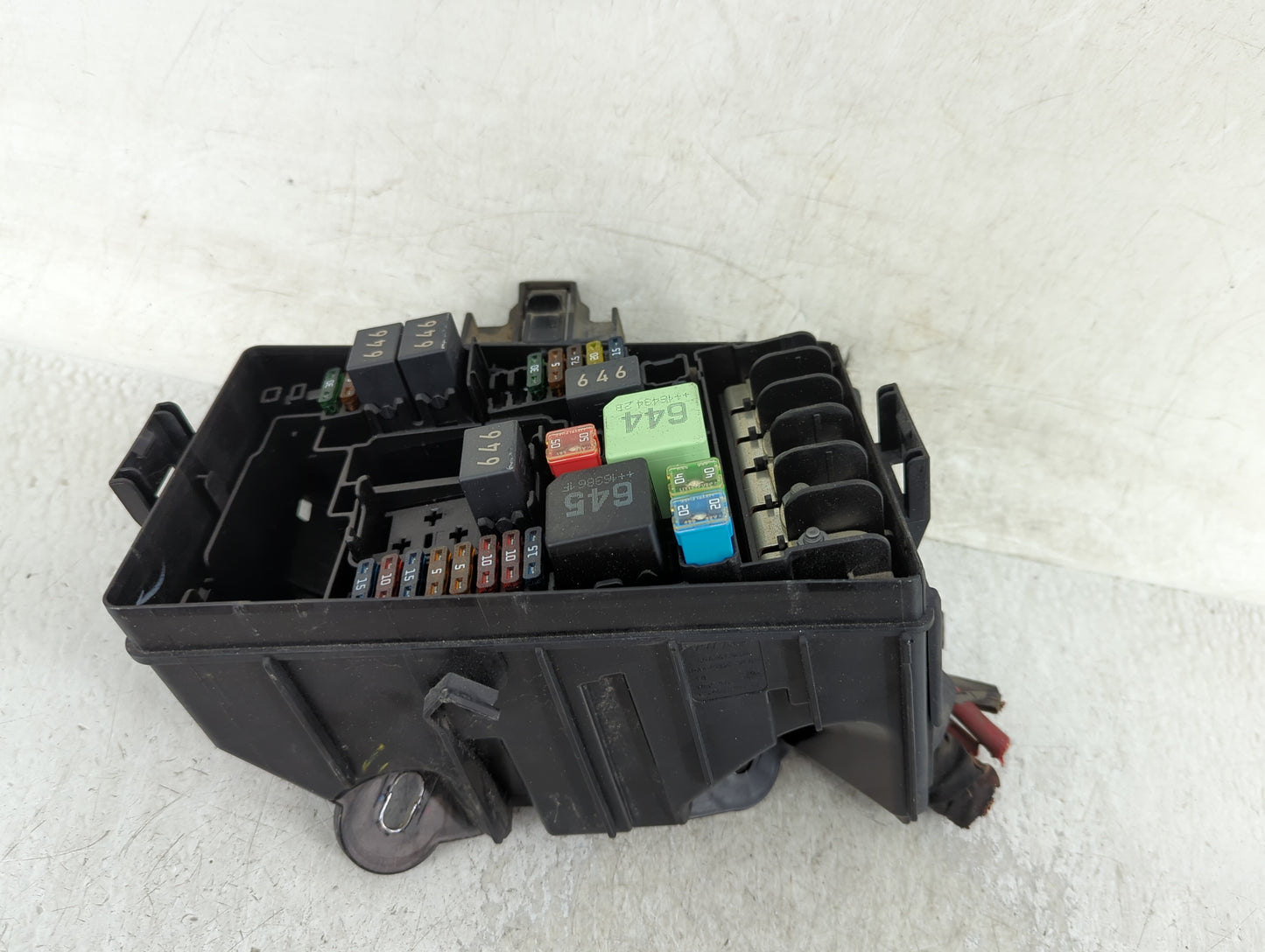 2015-2017 Volkswagen Golf Fusebox Fuse Box Panel Relay Module P/N:5Q0 907 361 D Fits Fits 2015 2016 2017 OEM Used Auto Parts