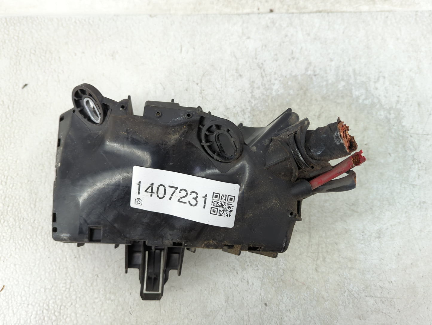 2015-2017 Volkswagen Golf Fusebox Fuse Box Panel Relay Module P/N:5Q0 907 361 D Fits Fits 2015 2016 2017 OEM Used Auto Parts