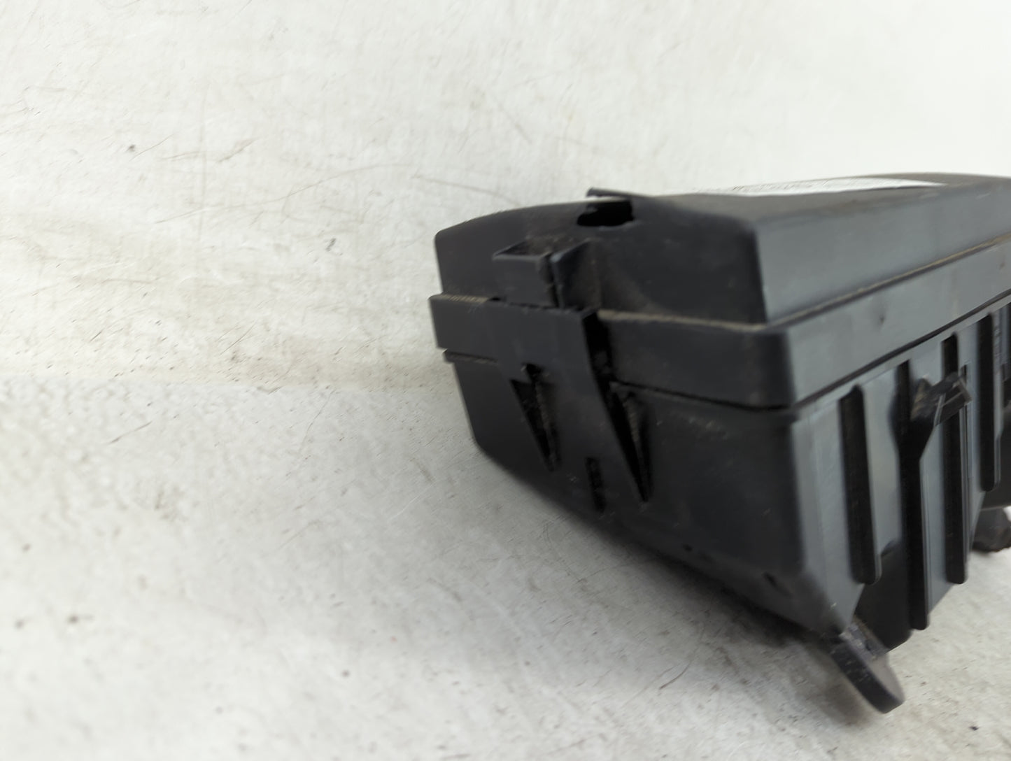 2015-2017 Volkswagen Golf Fusebox Fuse Box Panel Relay Module P/N:5Q0.907.361.D Fits Fits 2015 2016 2017 OEM Used Auto Parts