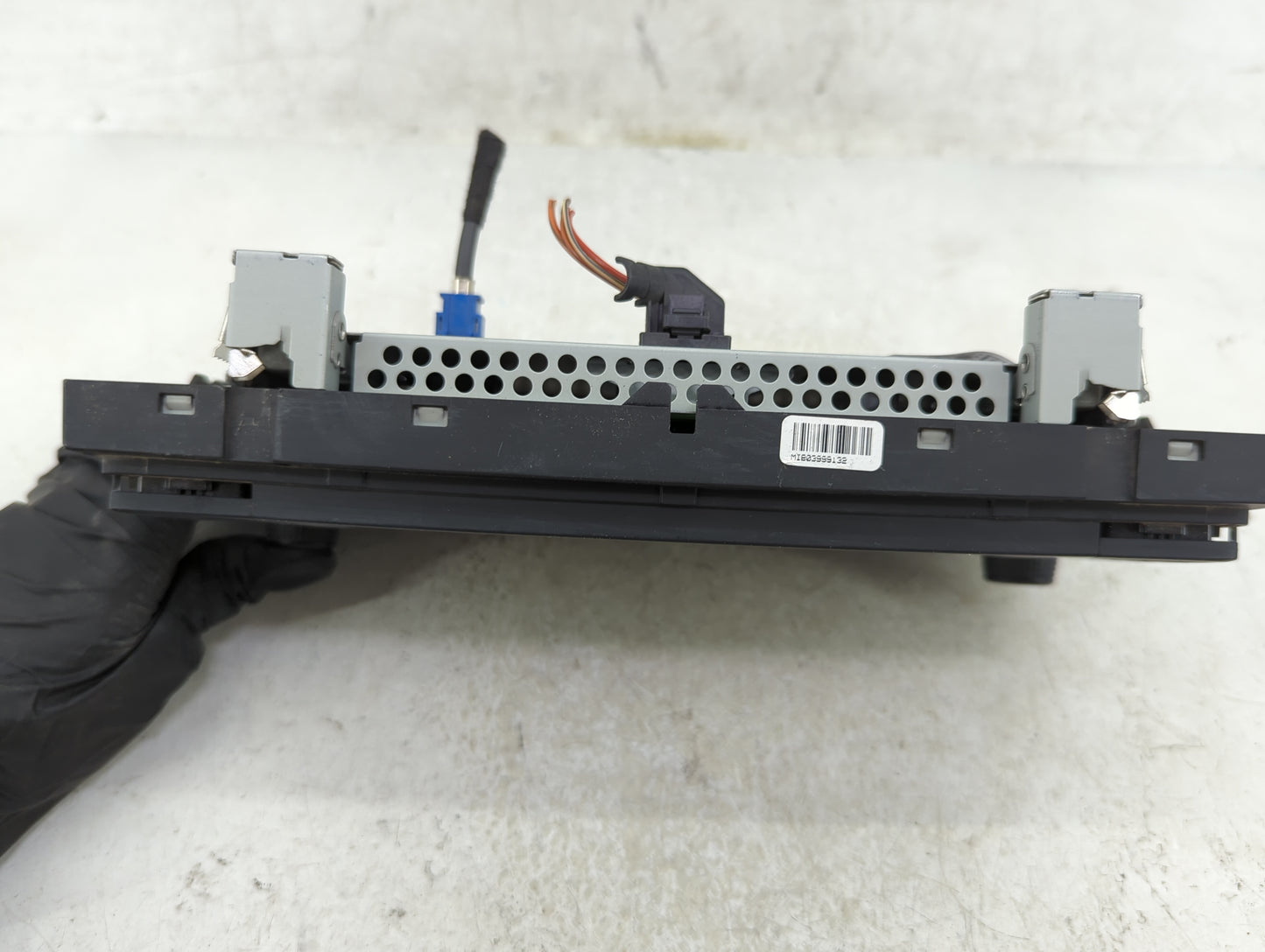 2016-2017 Volkswagen Golf Radio AM FM Cd Player Receiver Replacement P/N:3G0 919 605 H Fits Fits 2016 2017 OEM Used Auto Par