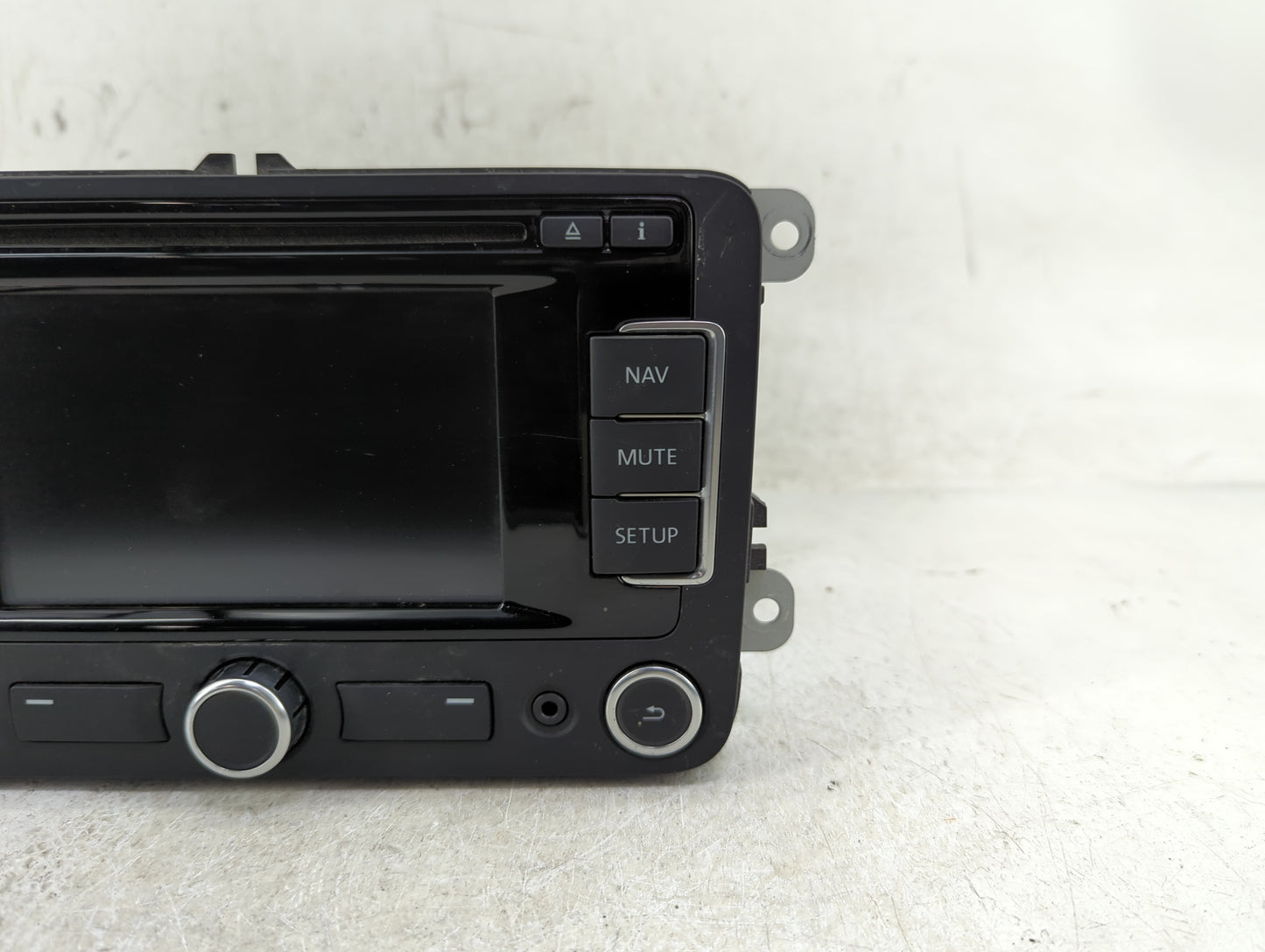 2016-2017 Volkswagen Golf Radio AM FM Cd Player Receiver Replacement P/N:1K0035274D Fits Fits 2016 2017 OEM Used Auto Parts 