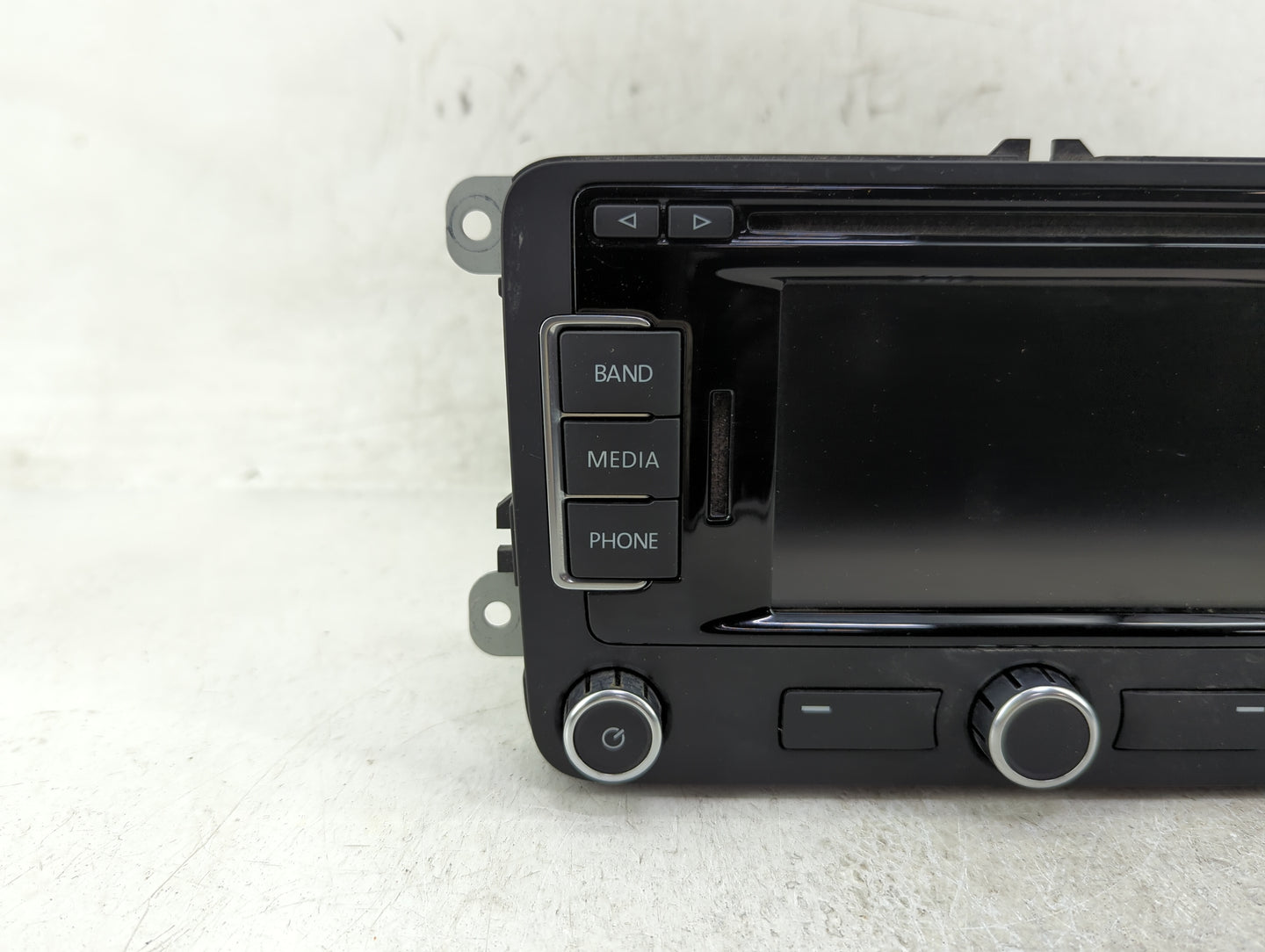 2016-2017 Volkswagen Golf Radio AM FM Cd Player Receiver Replacement P/N:1K0035274D Fits Fits 2016 2017 OEM Used Auto Parts 