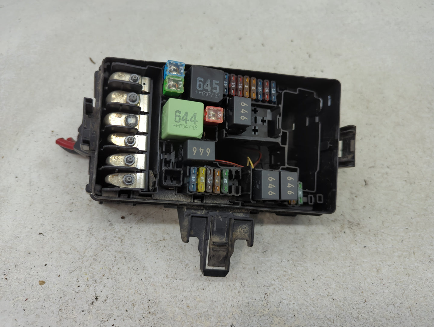 2015-2019 Volkswagen Golf Fusebox Fuse Box Panel Relay Module Fits Fits 2015 2016 2017 2018 2019 2020 2021 2022 OEM Used Aut