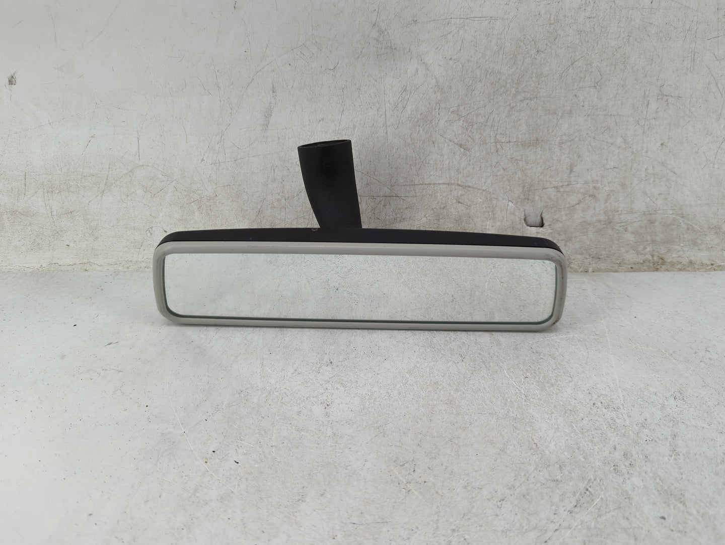 2015-2019 Volkswagen Golf Interior Rear View Mirror Replacement OEM P/N:021065 Fits Fits 2015 2016 2017 2018 2019 OEM Used A