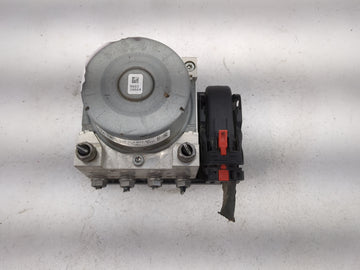 2015-2016 Volkswagen Golf ABS Pump Control Module Replacement P/N:5Q0614517AF 10.0220-0776.4 Fits Fits 2015 2016 2017 OEM Used Auto Parts