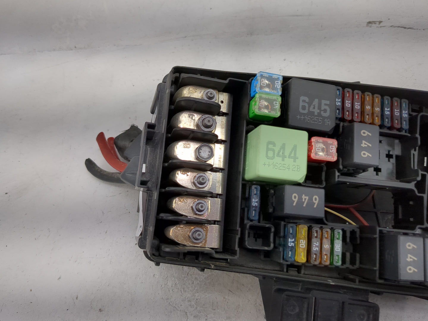 2015-2019 Volkswagen Golf Fusebox Fuse Box Panel Relay Module P/N:5Q0937132B Fits Fits 2015 2016 2017 2018 2019 2020 2021 20