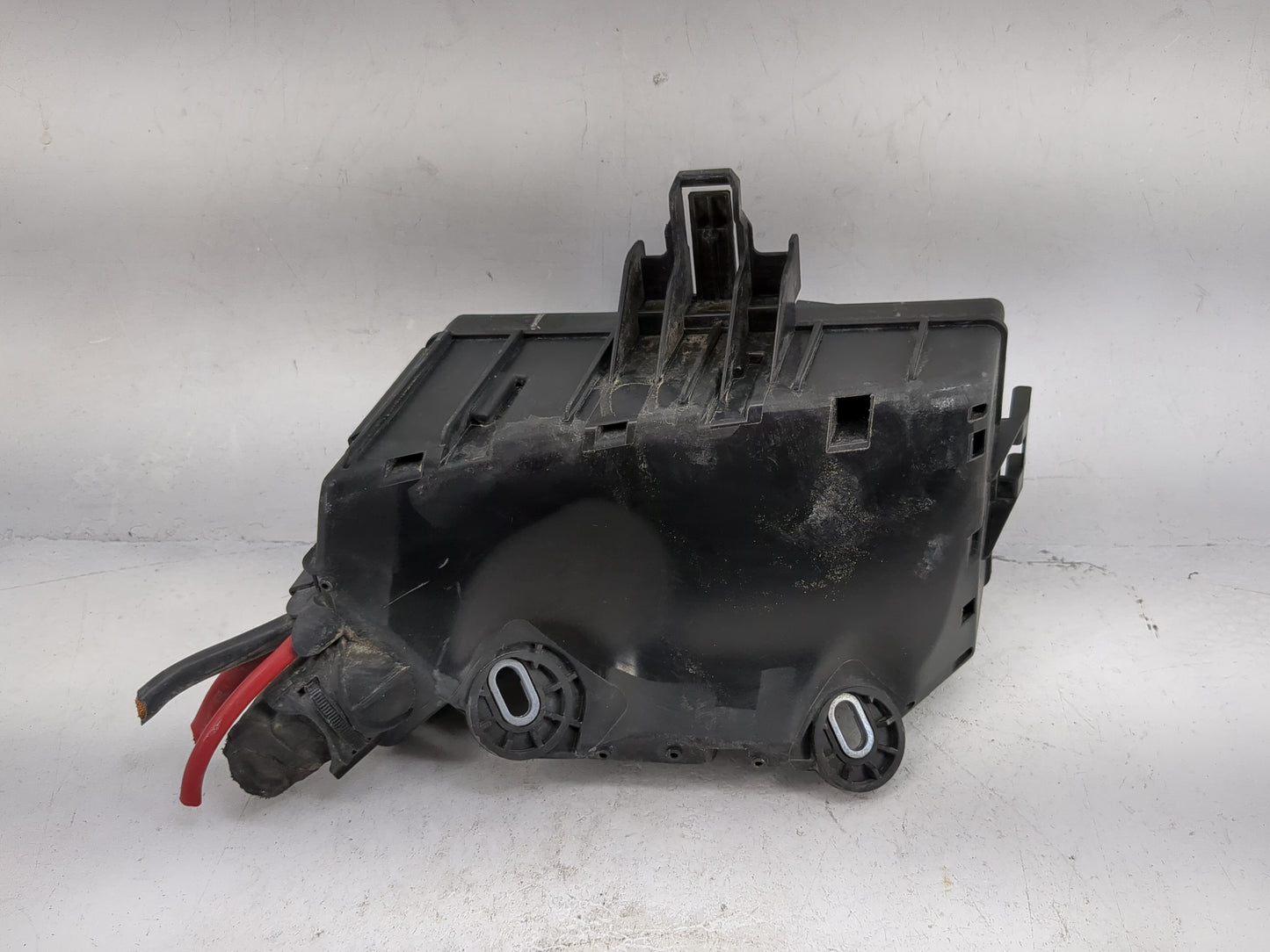 2015-2019 Volkswagen Golf Fusebox Fuse Box Panel Relay Module P/N:5Q0937132B Fits Fits 2015 2016 2017 2018 2019 2020 2021 20