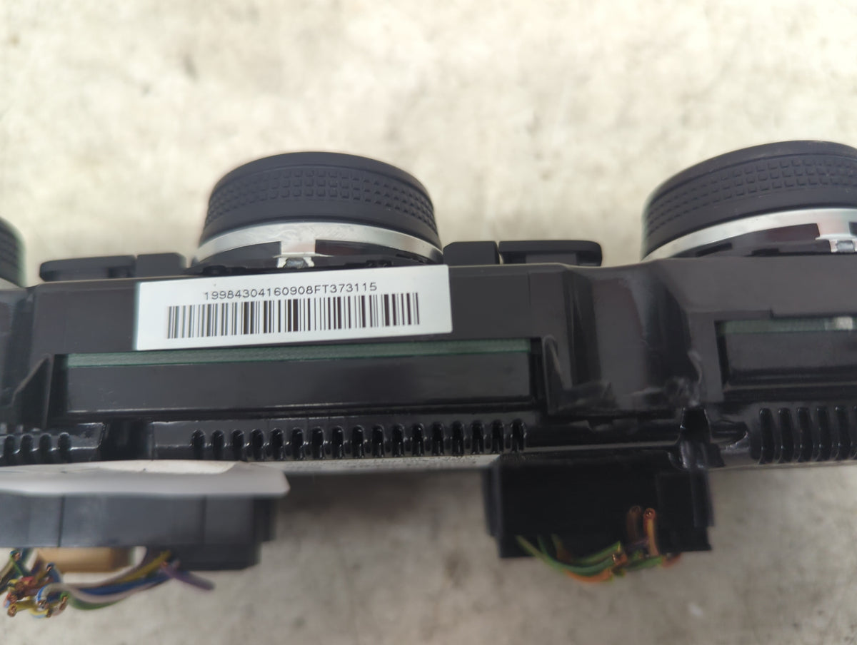 2017 Volkswagen Golf Climate Control Module Temperature AC/Heater Replacement P/N:5HB012499-11 5GM907044C Fits OEM Used Auto