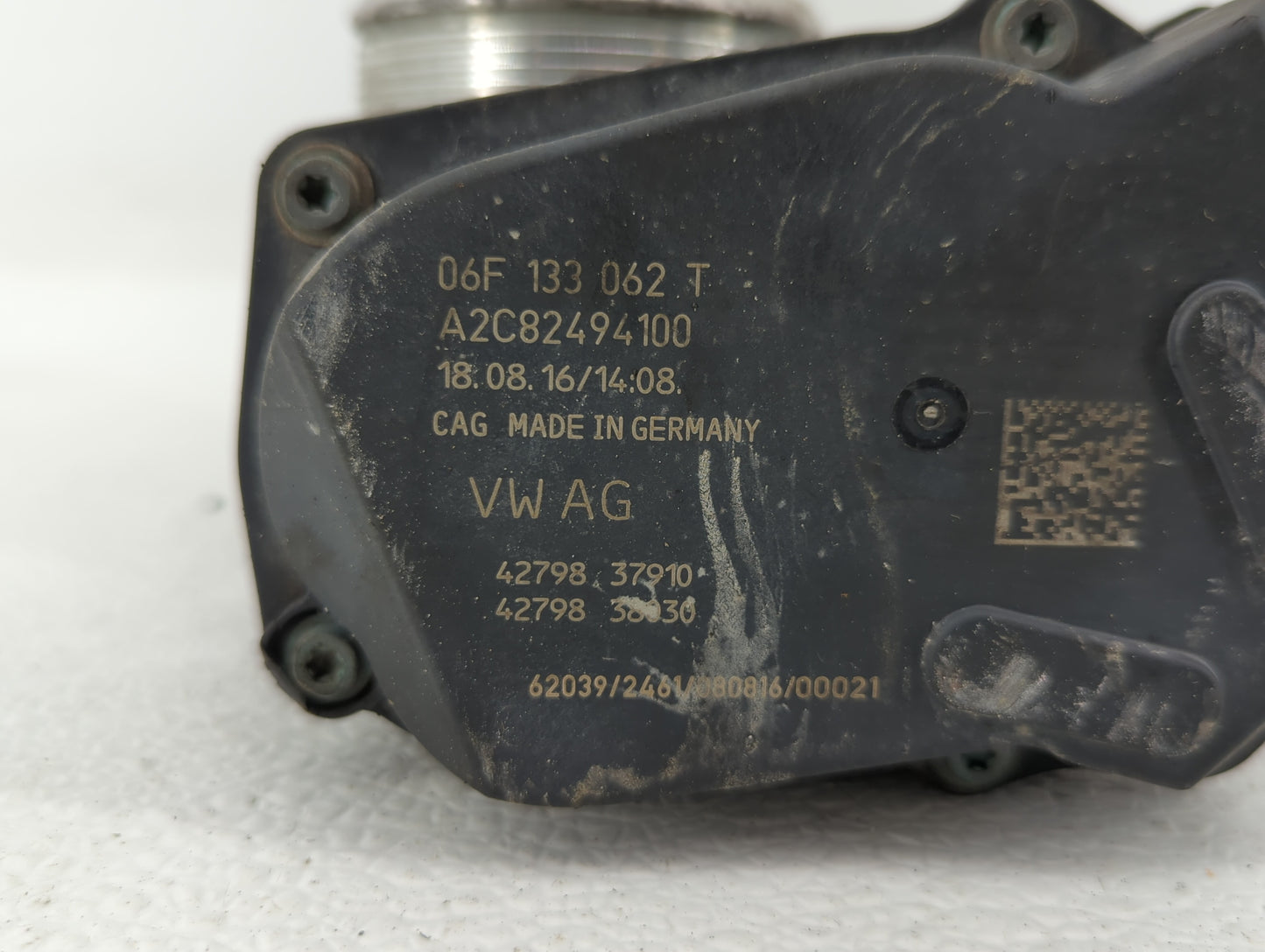 2013-2019 Volkswagen Golf Throttle Body P/N:06F 133 062 G 06F 133 062 Q Fits OEM Used Auto Parts - Oemusedautoparts1.com