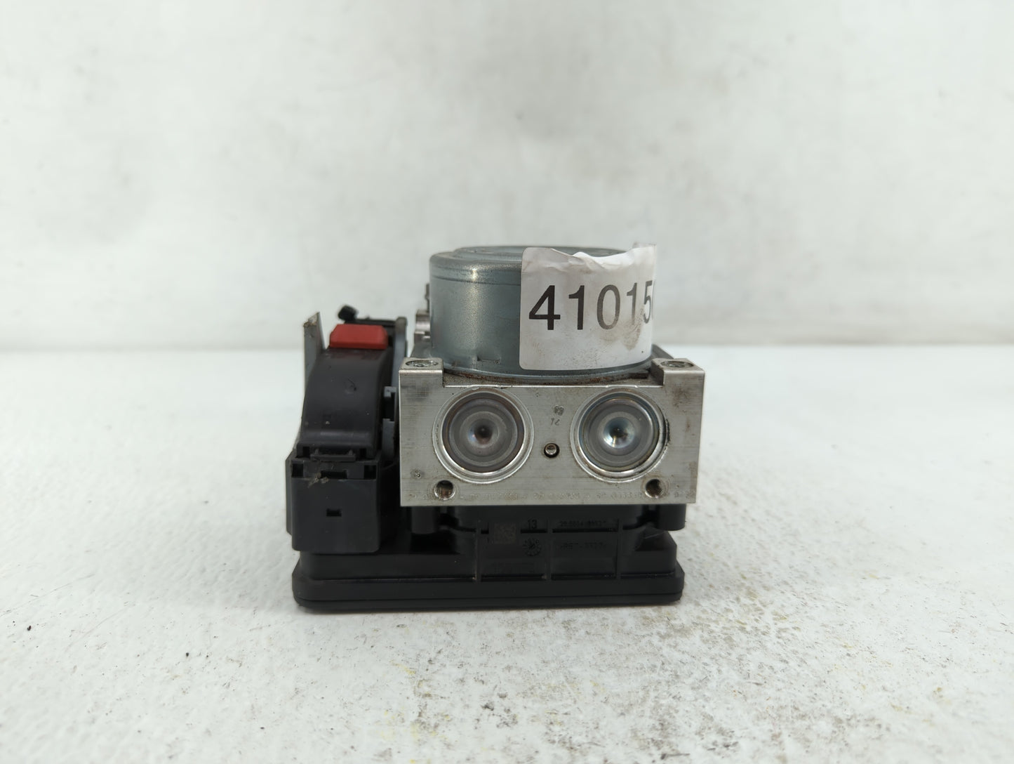 2017 Volkswagen Golf ABS Pump Control Module Replacement P/N:5Q0 614 517 Fits OEM Used Auto Parts - Oemusedautoparts1.com