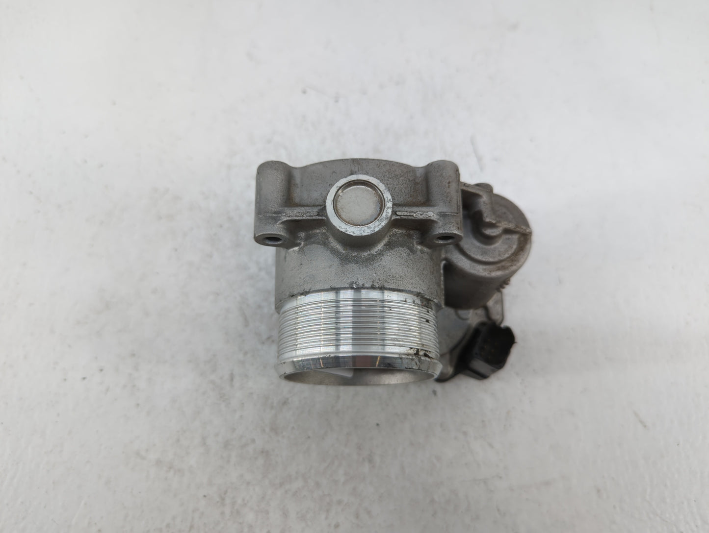 2013-2019 Volkswagen Golf Throttle Body P/N:06F 133 062 G 06F 133 062 Q Fits OEM Used Auto Parts - Oemusedautoparts1.com