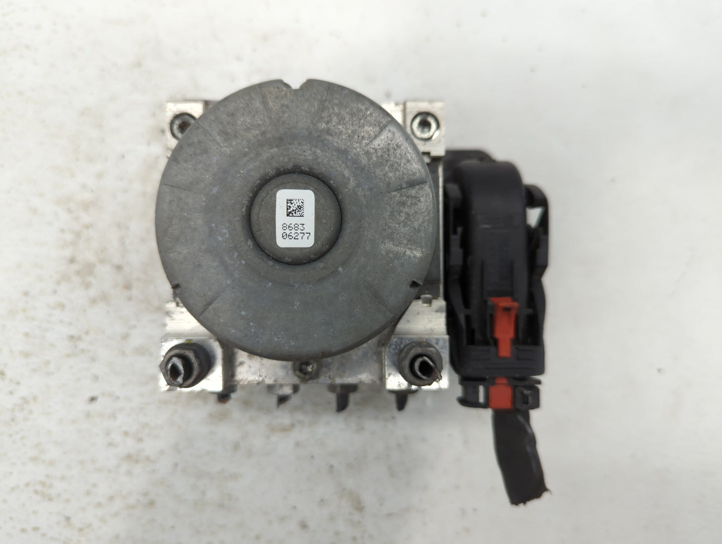 2015-2016 Volkswagen Golf ABS Pump Control Module Replacement P/N:5Q0 614 517 AQ 5Q0 614 517 AF Fits Fits 2015 2016 2017 OEM