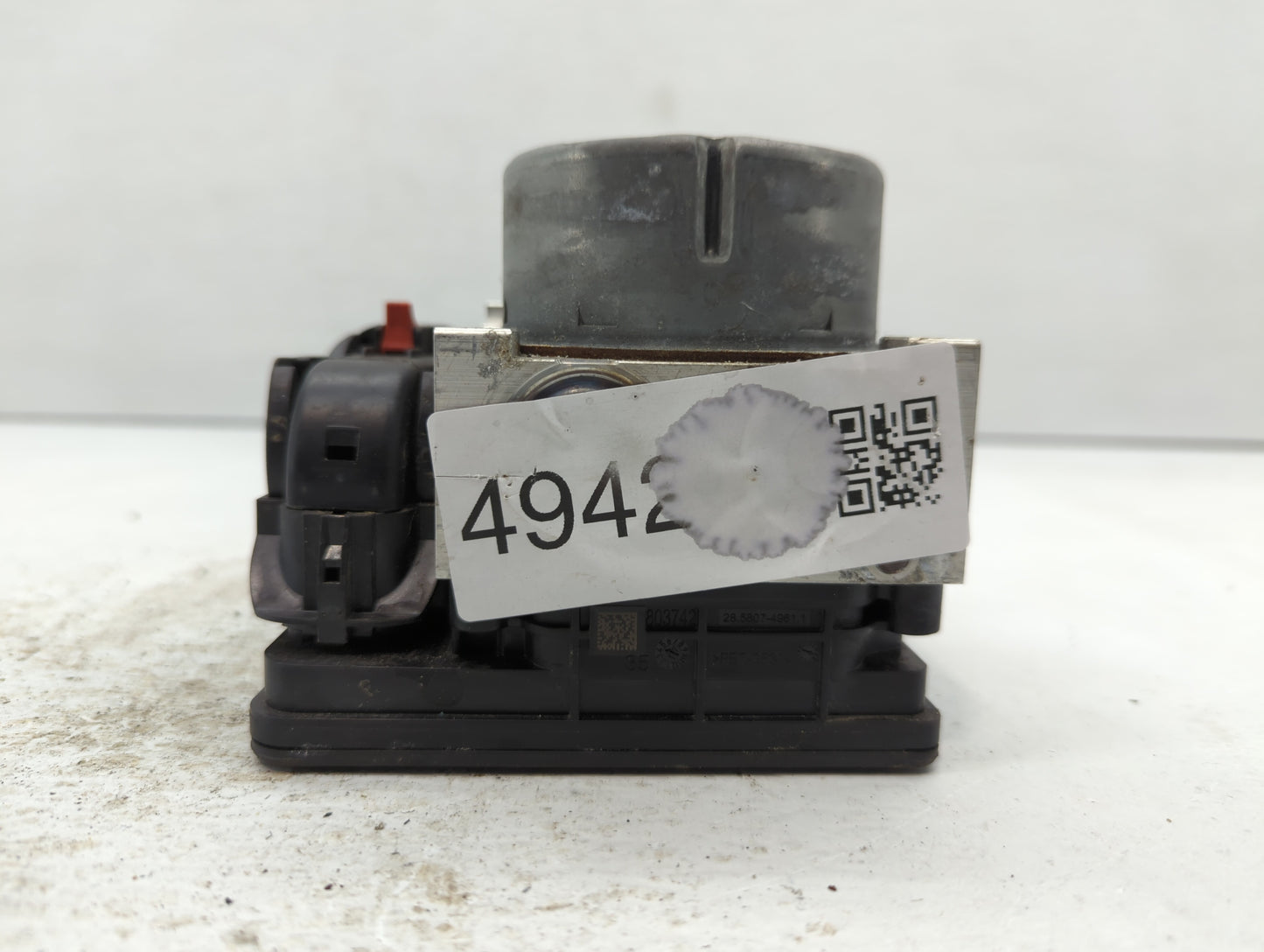 2015-2016 Volkswagen Golf ABS Pump Control Module Replacement P/N:5Q0 614 517 AQ 5Q0 614 517 AF Fits Fits 2015 2016 2017 OEM