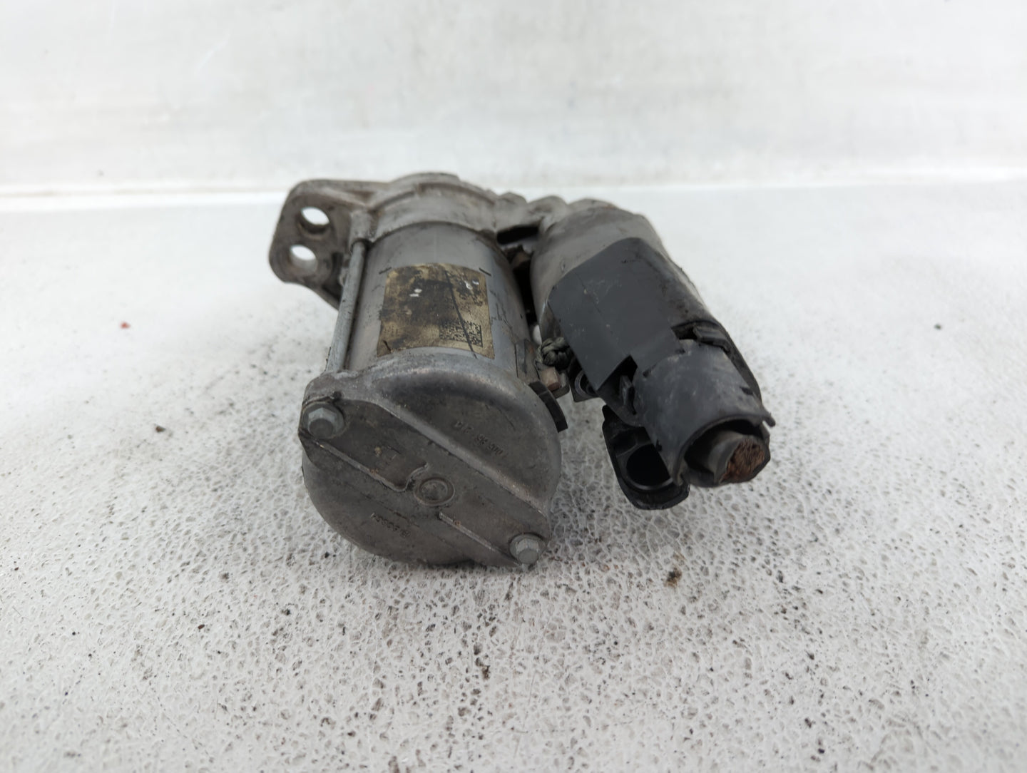 2015-2018 Volkswagen Golf Car Starter Motor Solenoid OEM Fits Fits 2014 2015 2016 2017 2018 2019 2020 2021 2022 OEM Used Aut