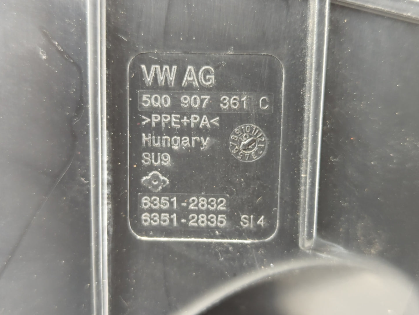 2015-2017 Volkswagen Golf Fusebox Fuse Box Panel Relay Module P/N:5Q0 907 361 C 5Q0 907 361 D Fits Fits 2015 2016 2017 OEM U