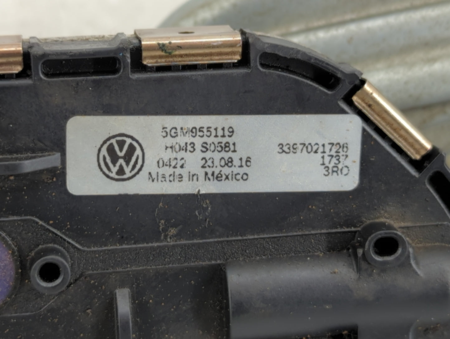 2017 Volkswagen Golf Front Windshield Wiper Motor Fits OEM Used Auto Parts - Oemusedautoparts1.com
