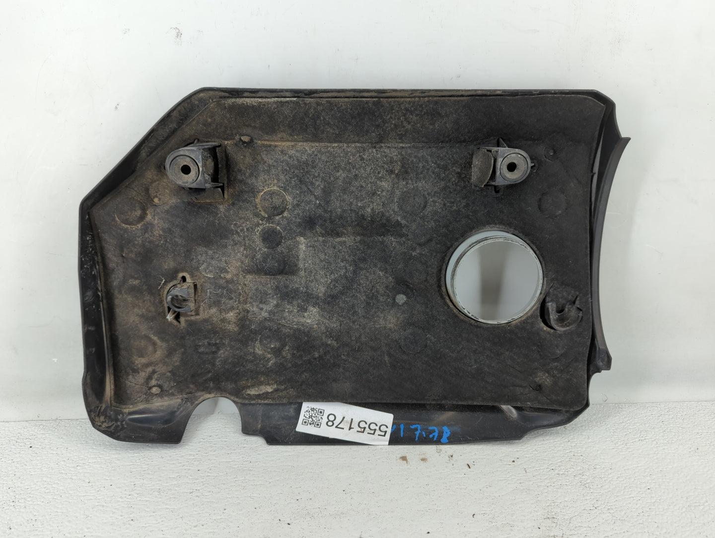 2017 Volkswagen Golf Engine Cover - Oemusedautoparts1.com