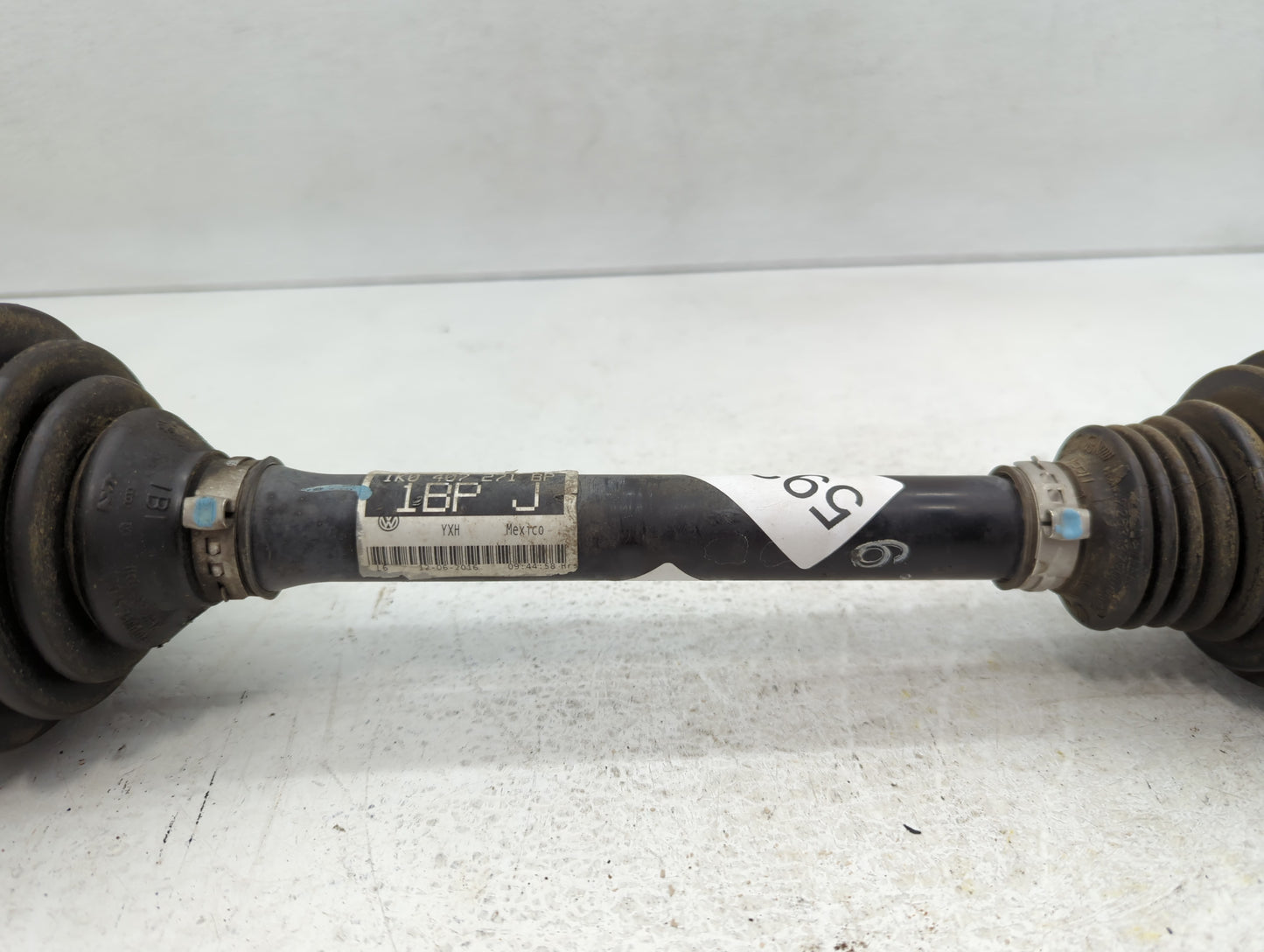 2015-2017 Volkswagen Golf Axle Shaft Front Driver Cv C/v - Oemusedautoparts1.com