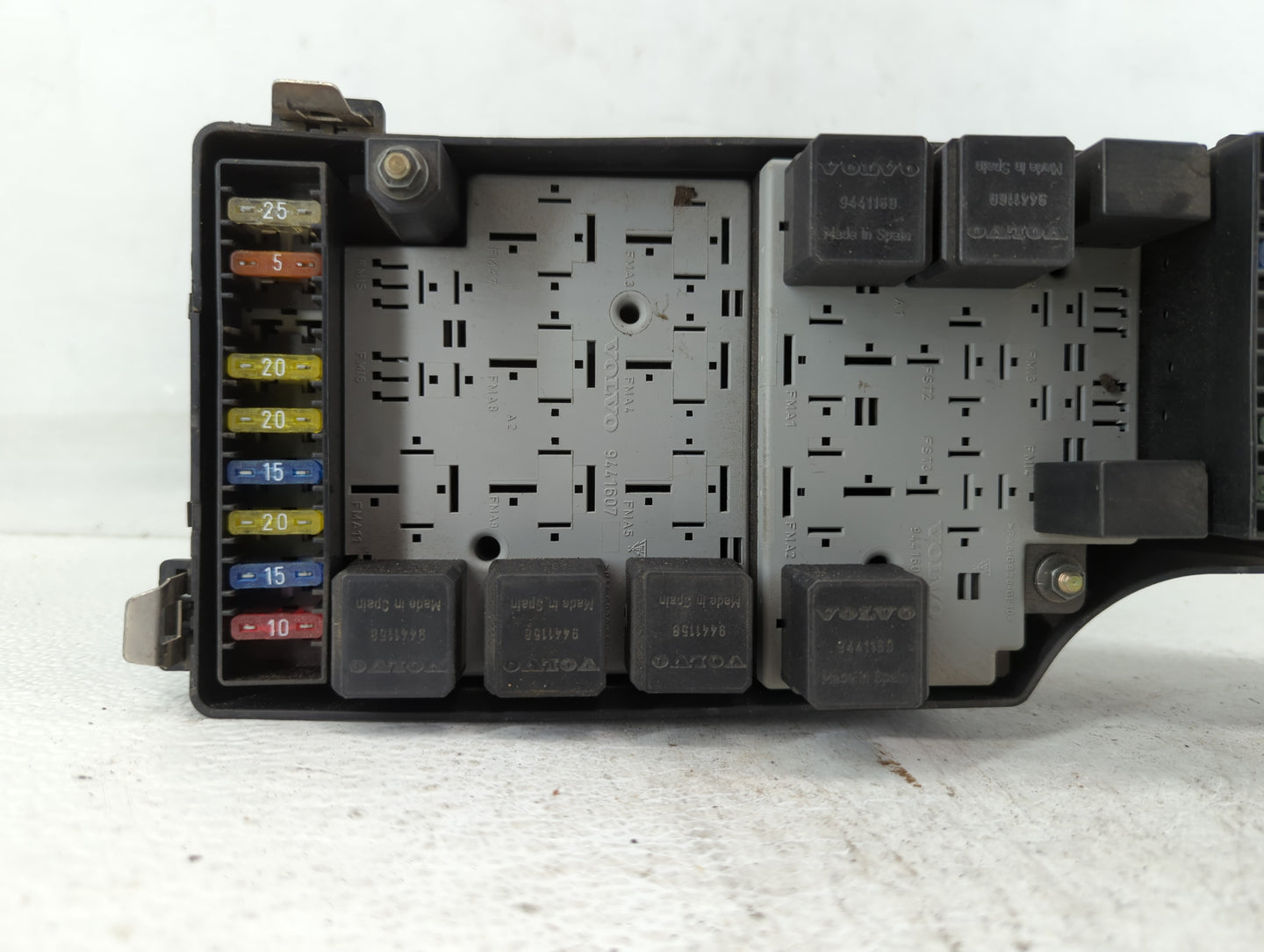 2015-2019 Volkswagen Golf Fusebox Fuse Box Panel Relay Module P/N:9168986 PA6-GB20 GF10 Fits OEM Used Auto Parts - Oemusedau