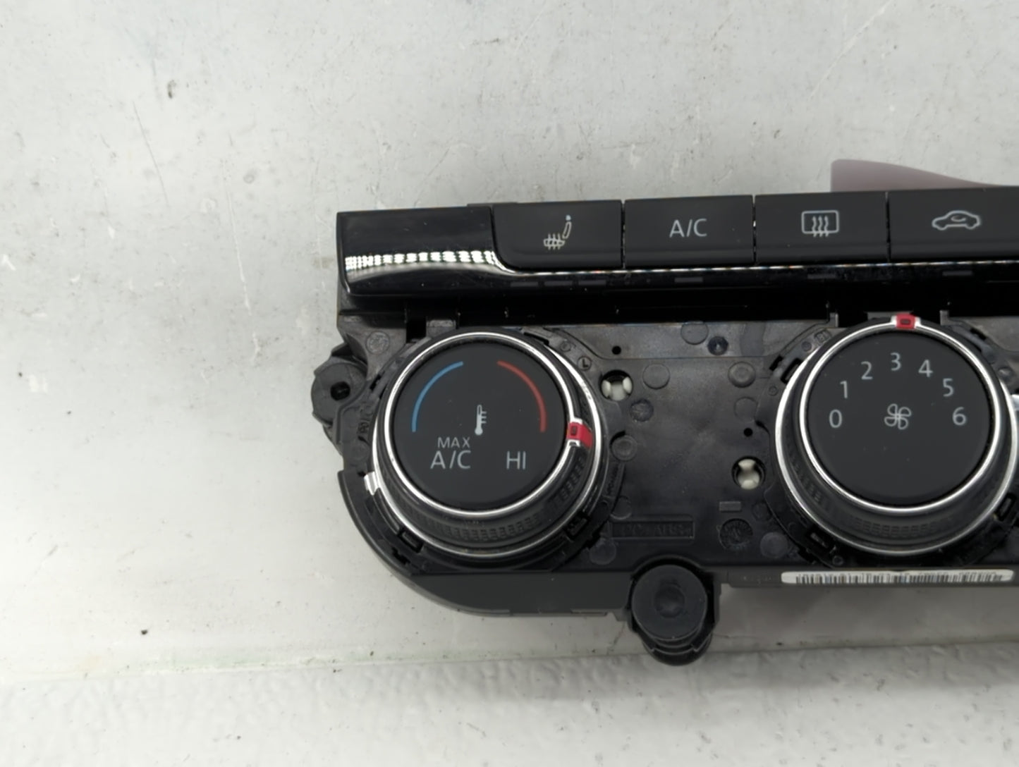 2017 Volkswagen Golf Climate Control Module Temperature AC/Heater Replacement P/N:5HB 012515-05 Fits OEM Used Auto Parts - O