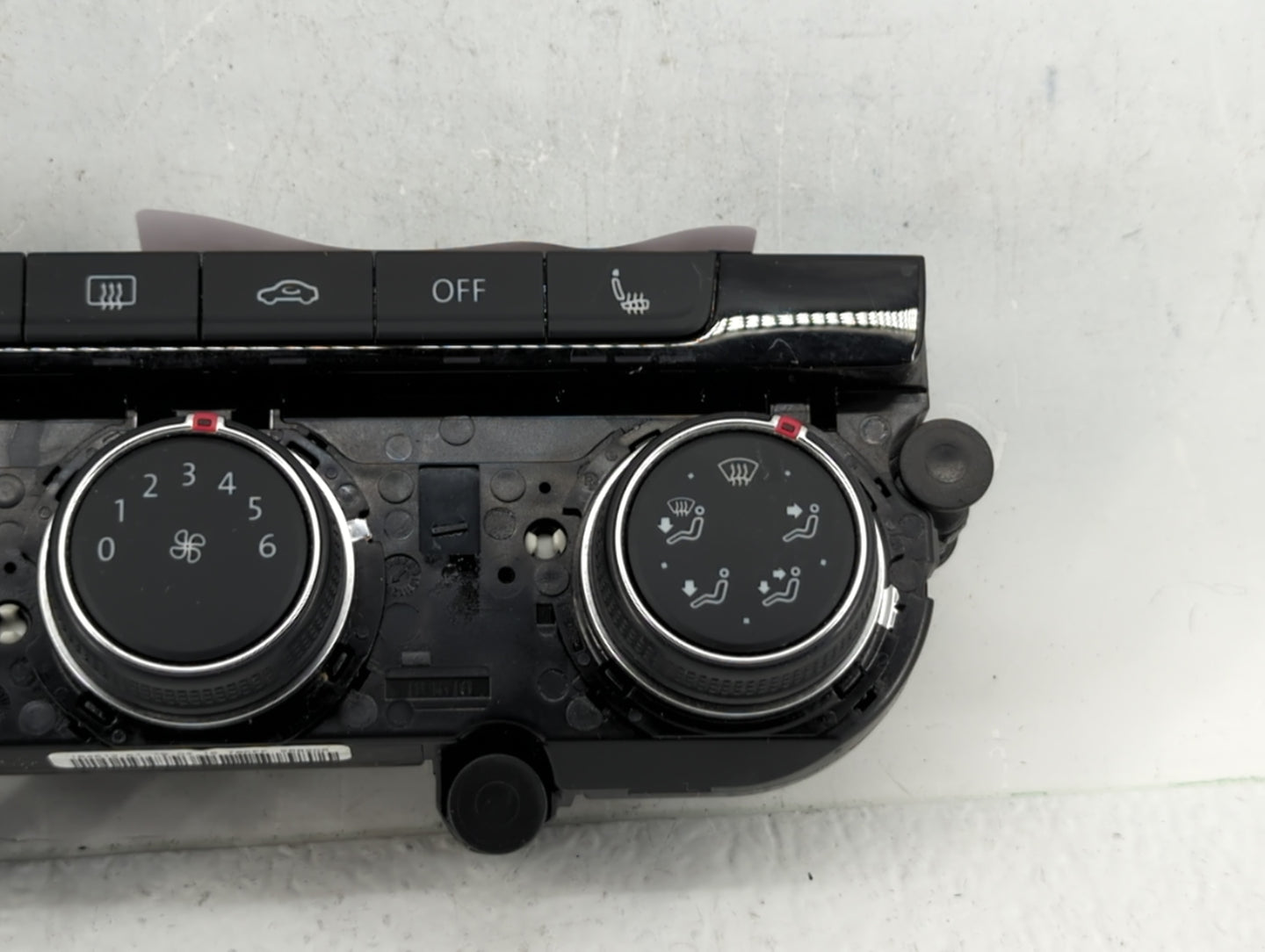 2017 Volkswagen Golf Climate Control Module Temperature AC/Heater Replacement P/N:5HB 012515-05 Fits OEM Used Auto Parts - O