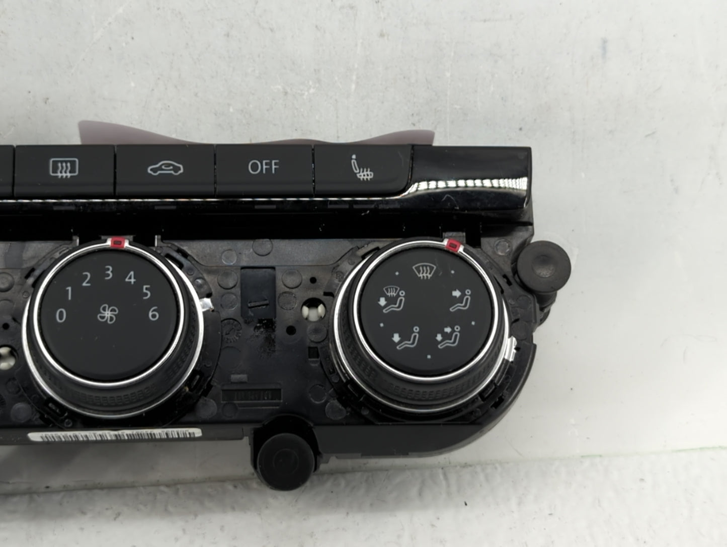 2017 Volkswagen Golf Climate Control Module Temperature AC/Heater Replacement P/N:5HB 012515-05 Fits OEM Used Auto Parts - O